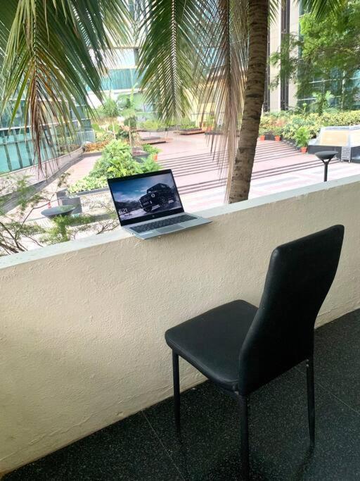 2 - Bedroom With Balcony Beautiful View. Apartment Bangalore