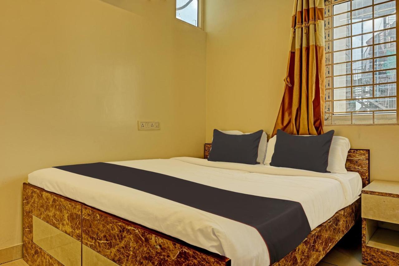 Collection O The Mass Residency By Dv Hotel