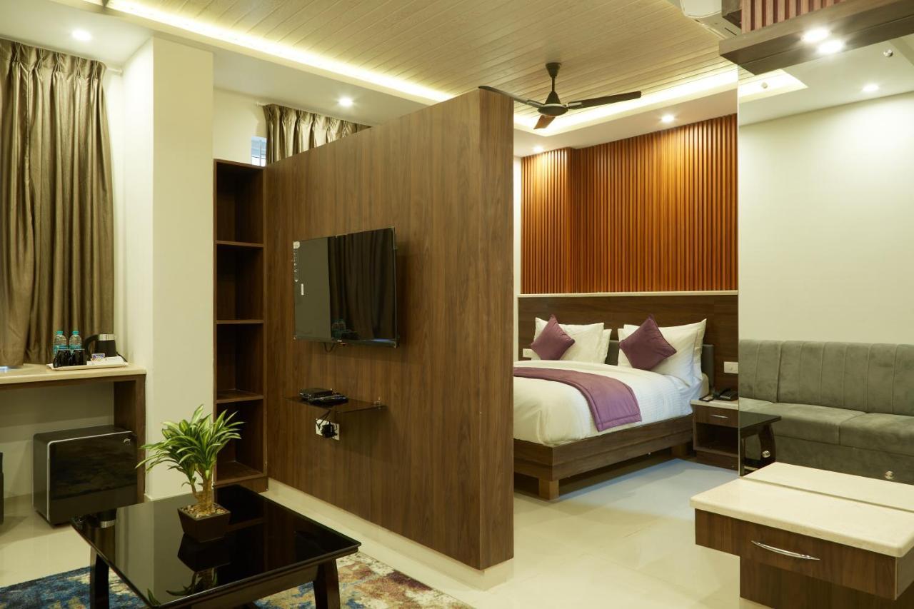 Vovo Premier Hotel