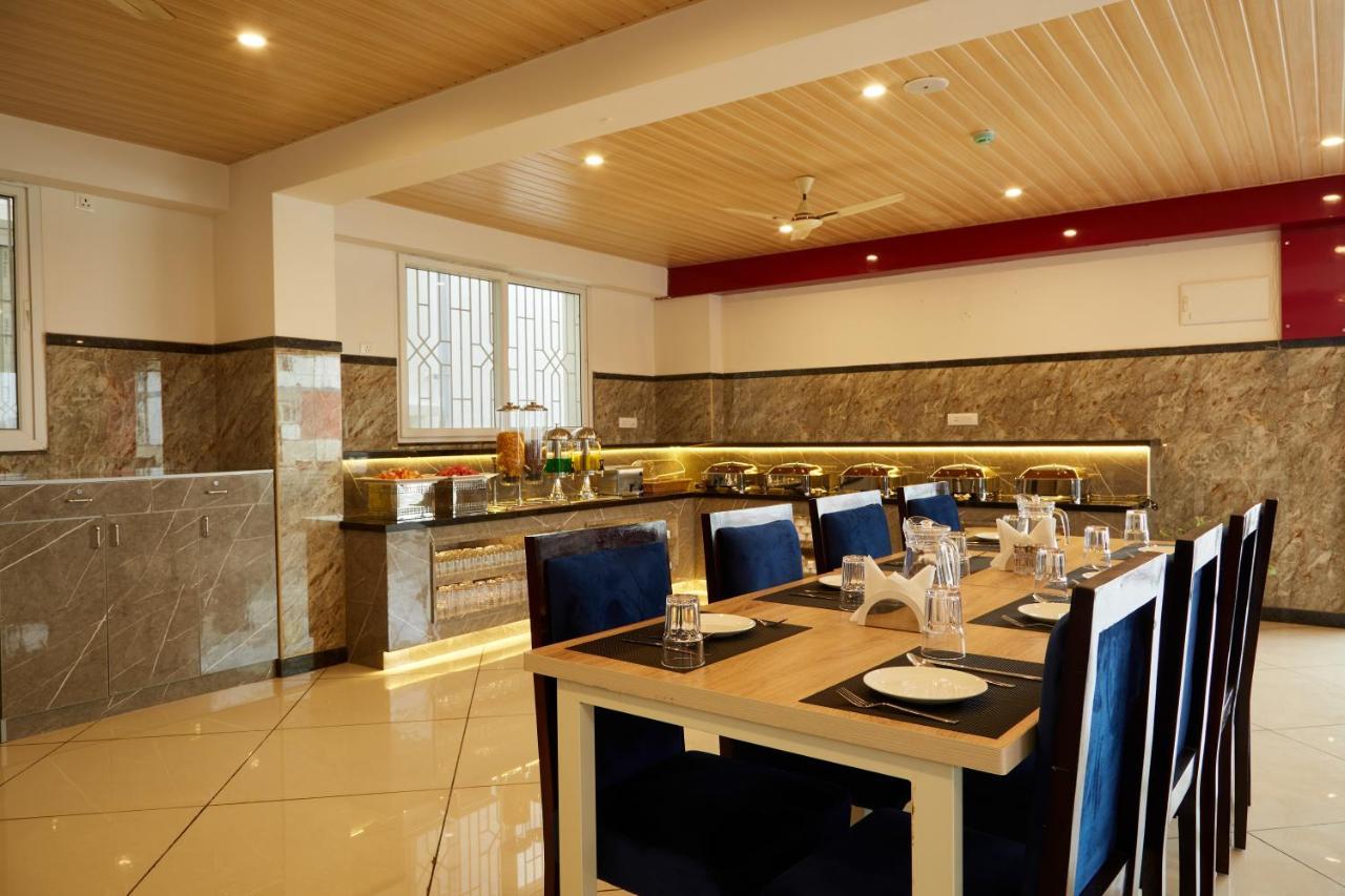 Vovo Premier Hotel