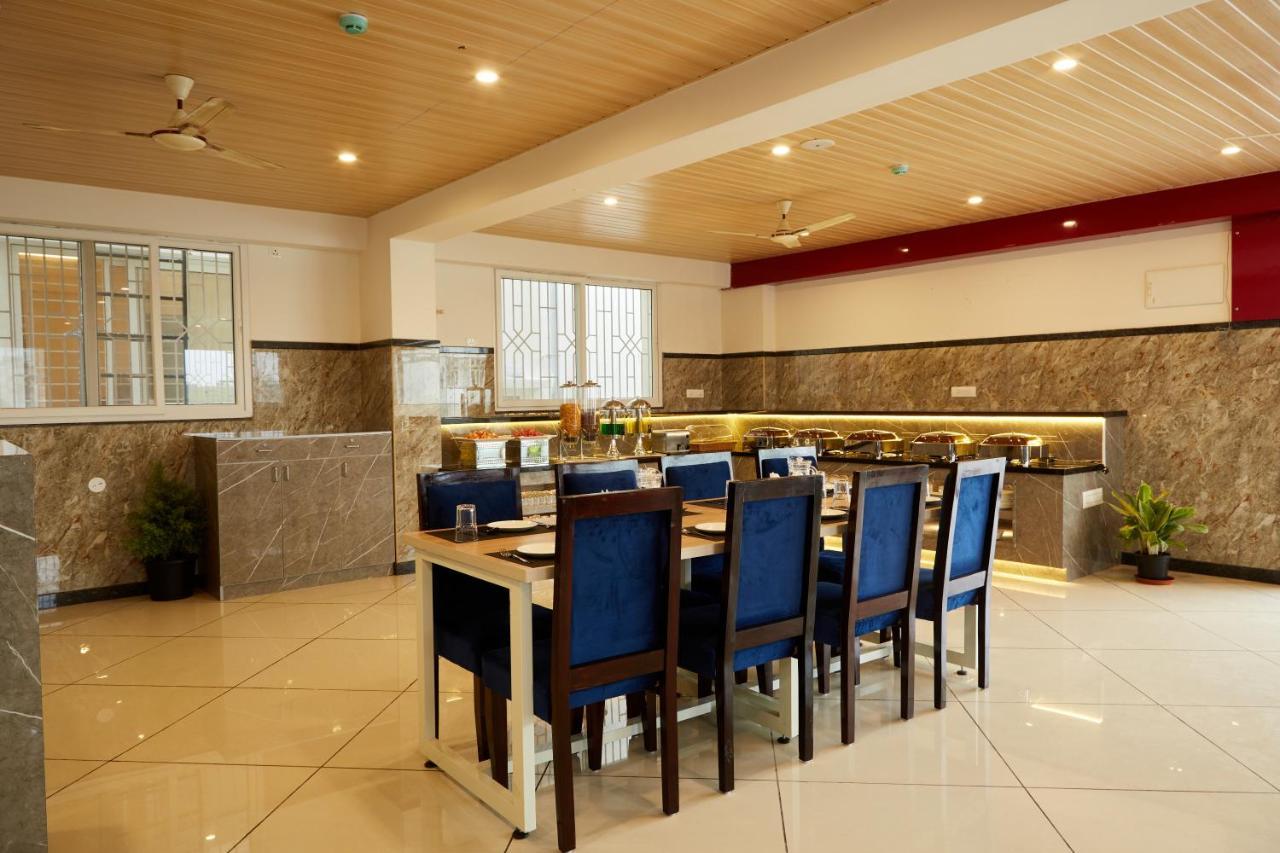 Vovo Premier Hotel 4*