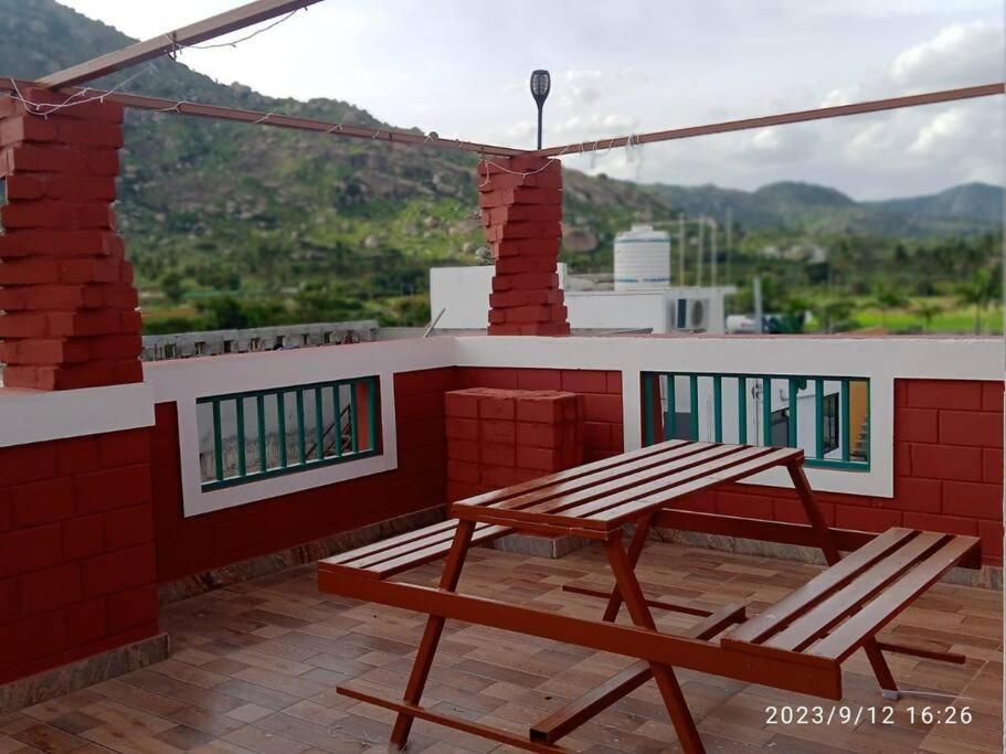 Nandi Kuteera Villa *