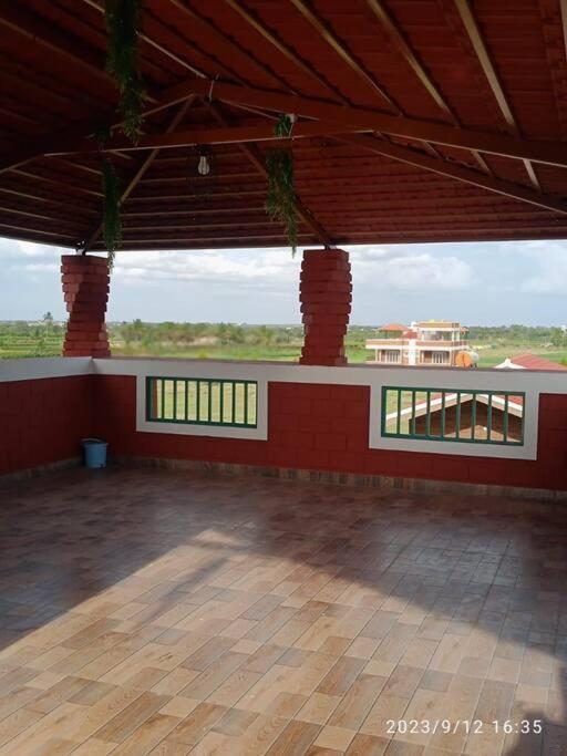 Villa Nandi Kuteera