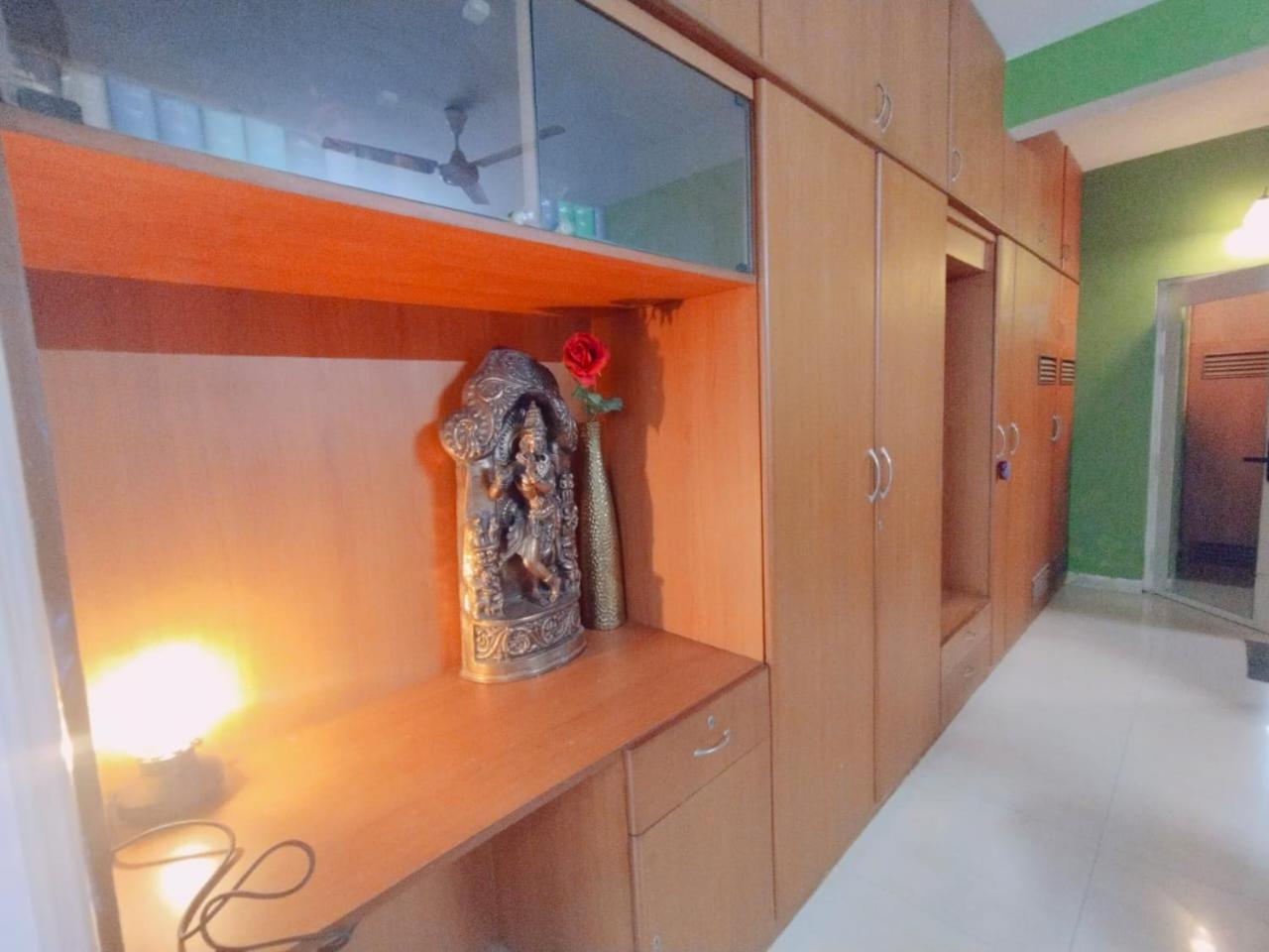Homestay Amazistay Offers Posh For Two With Private Balcony & Bathroom & Tv, Traveller, With Shared Jacuzzi Paid Access Near Brigade Senate Bangalore