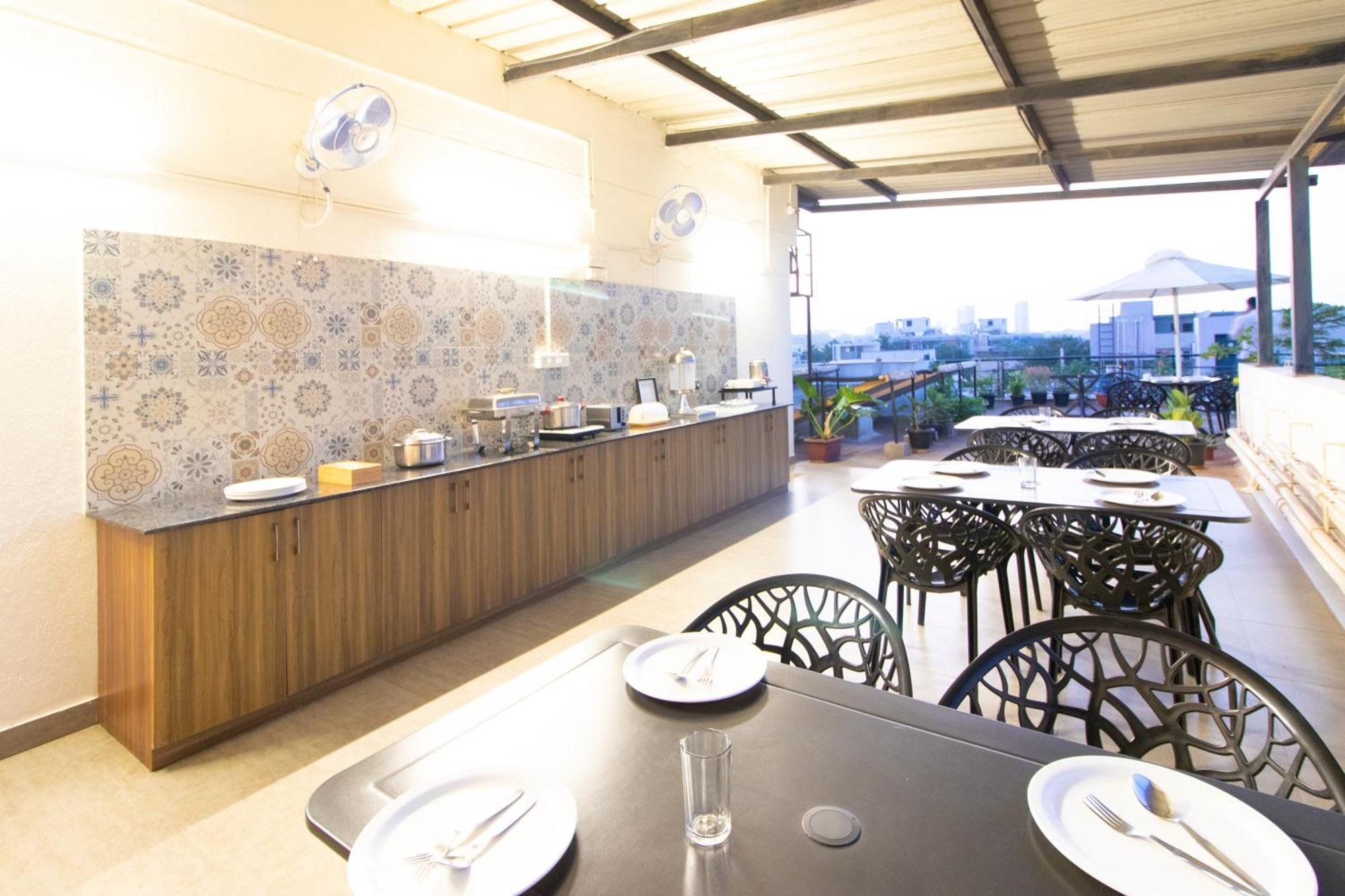 Hotel Sanctum Indiranagar 3*