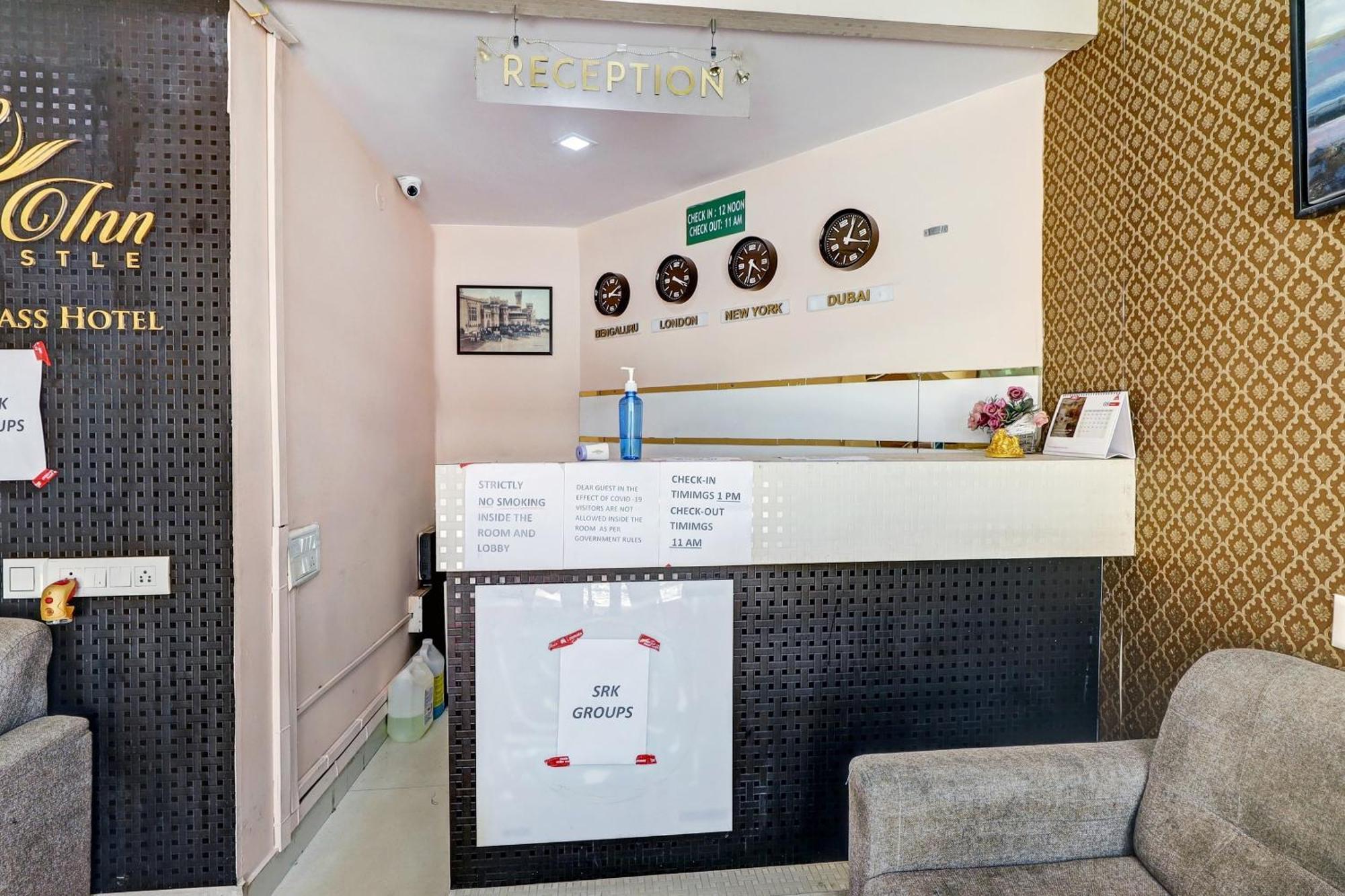 Hotel Oyo Townhouse 82047 Srk Live Castle Near Ragigudda Sri Prasanna Anjaneyaswamy Temple