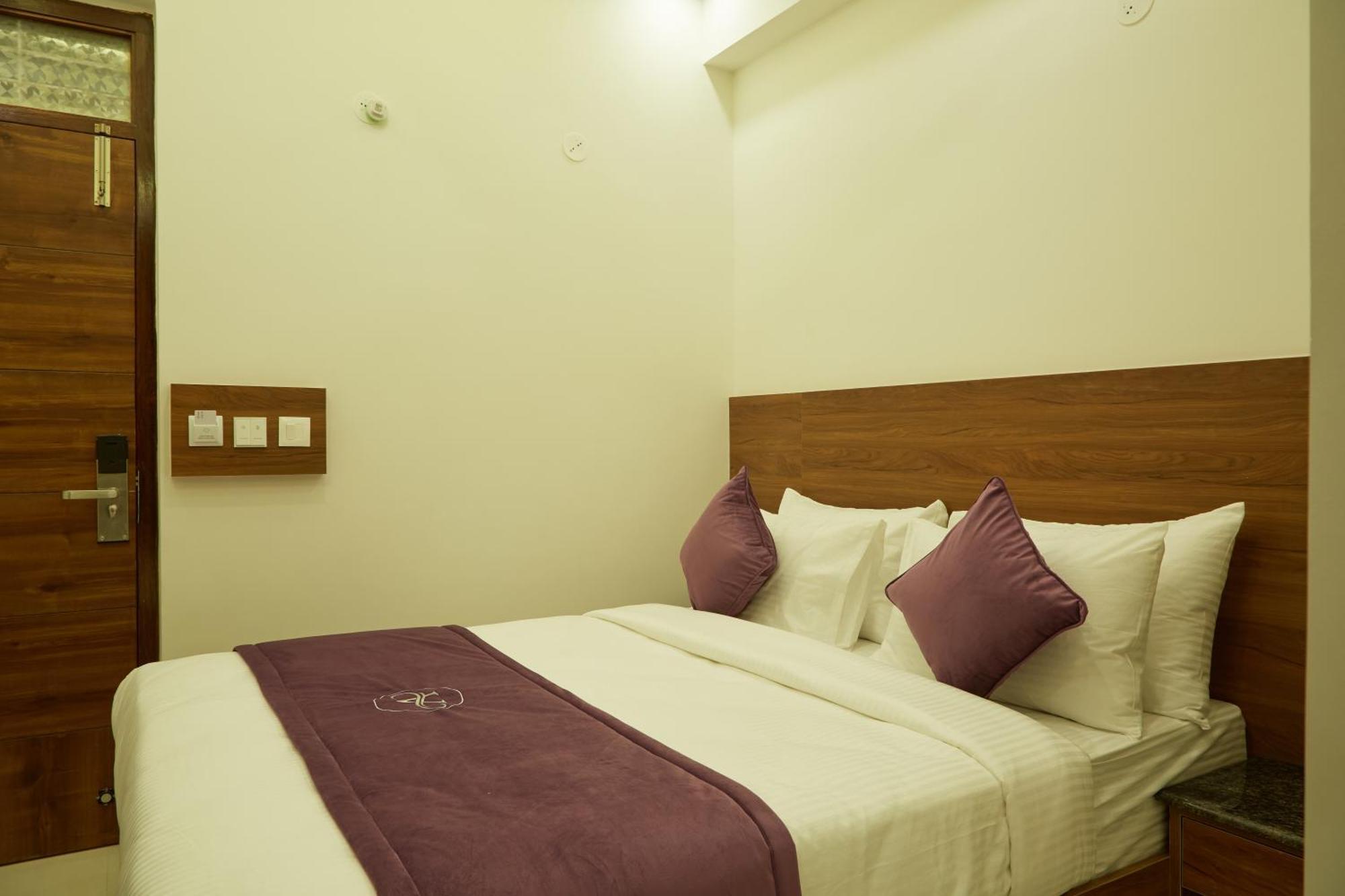Hotel Vovo Premier Bangalore
