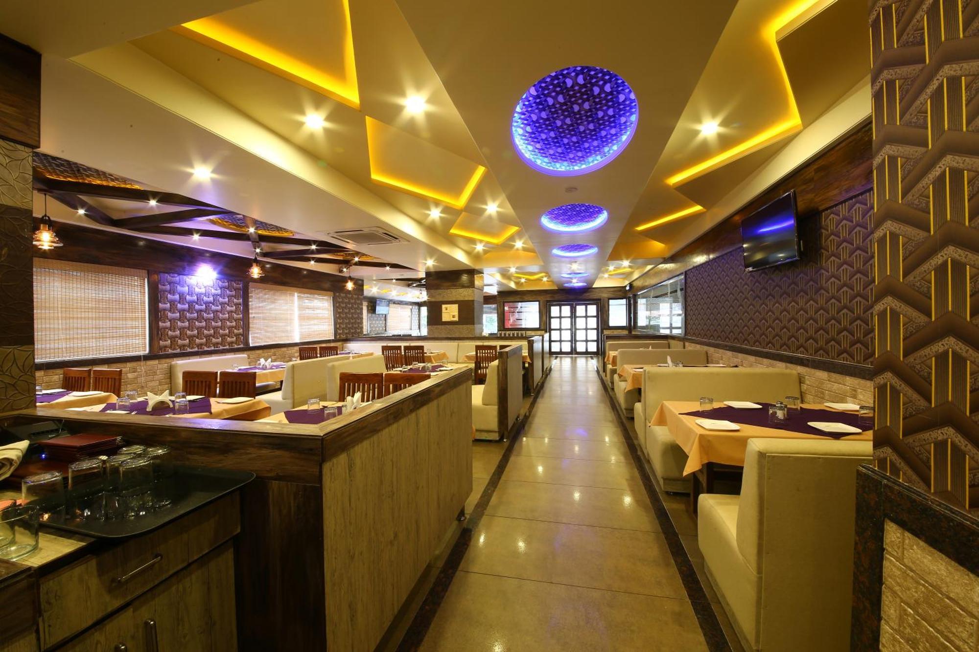Hotel Royal Bangalore