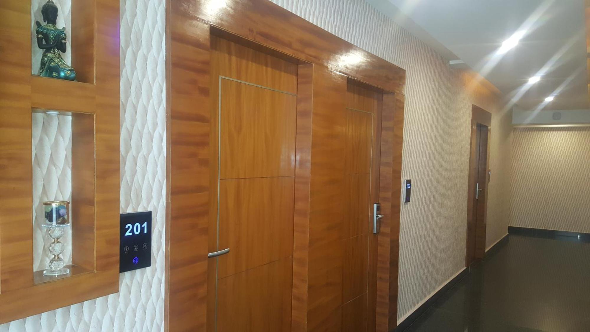 Royal Hotel 5*