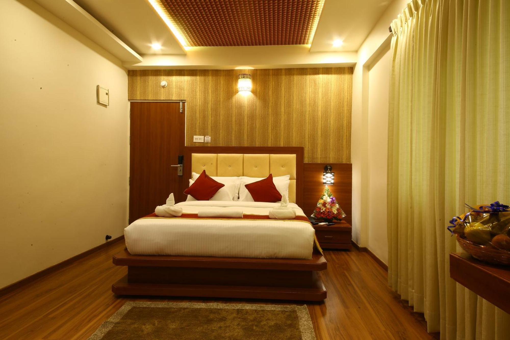 Hotel Royal 5*