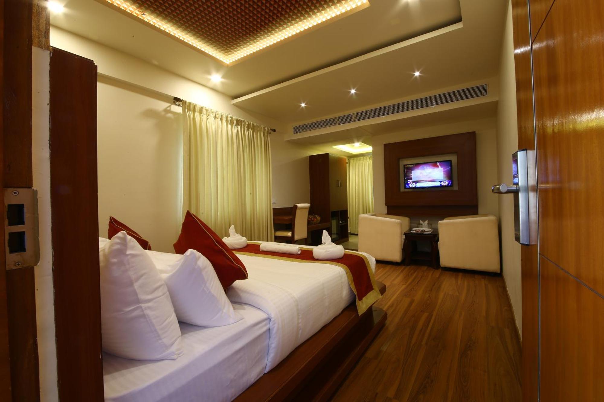Royal Hotel