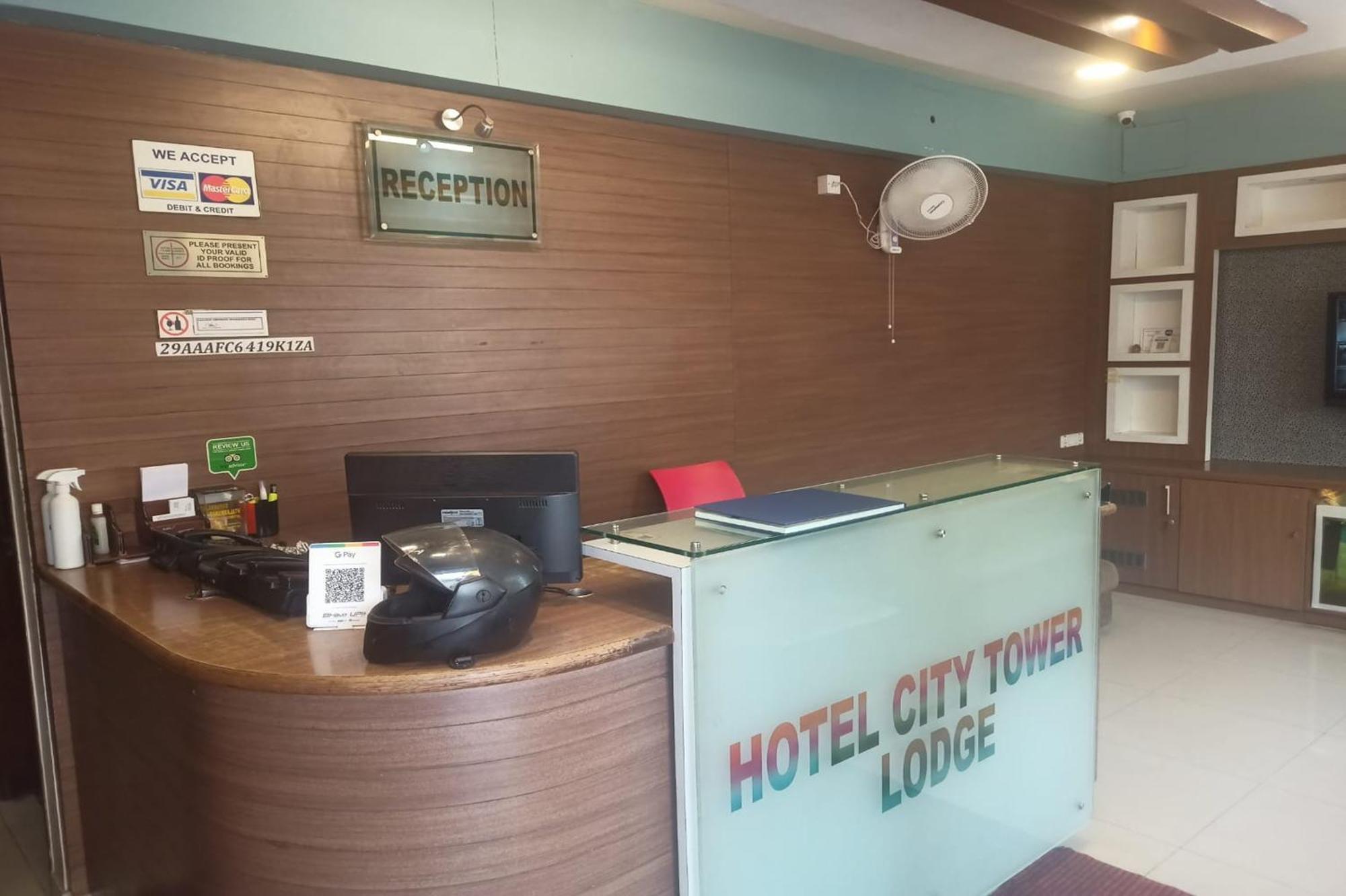 Hotel Towers
