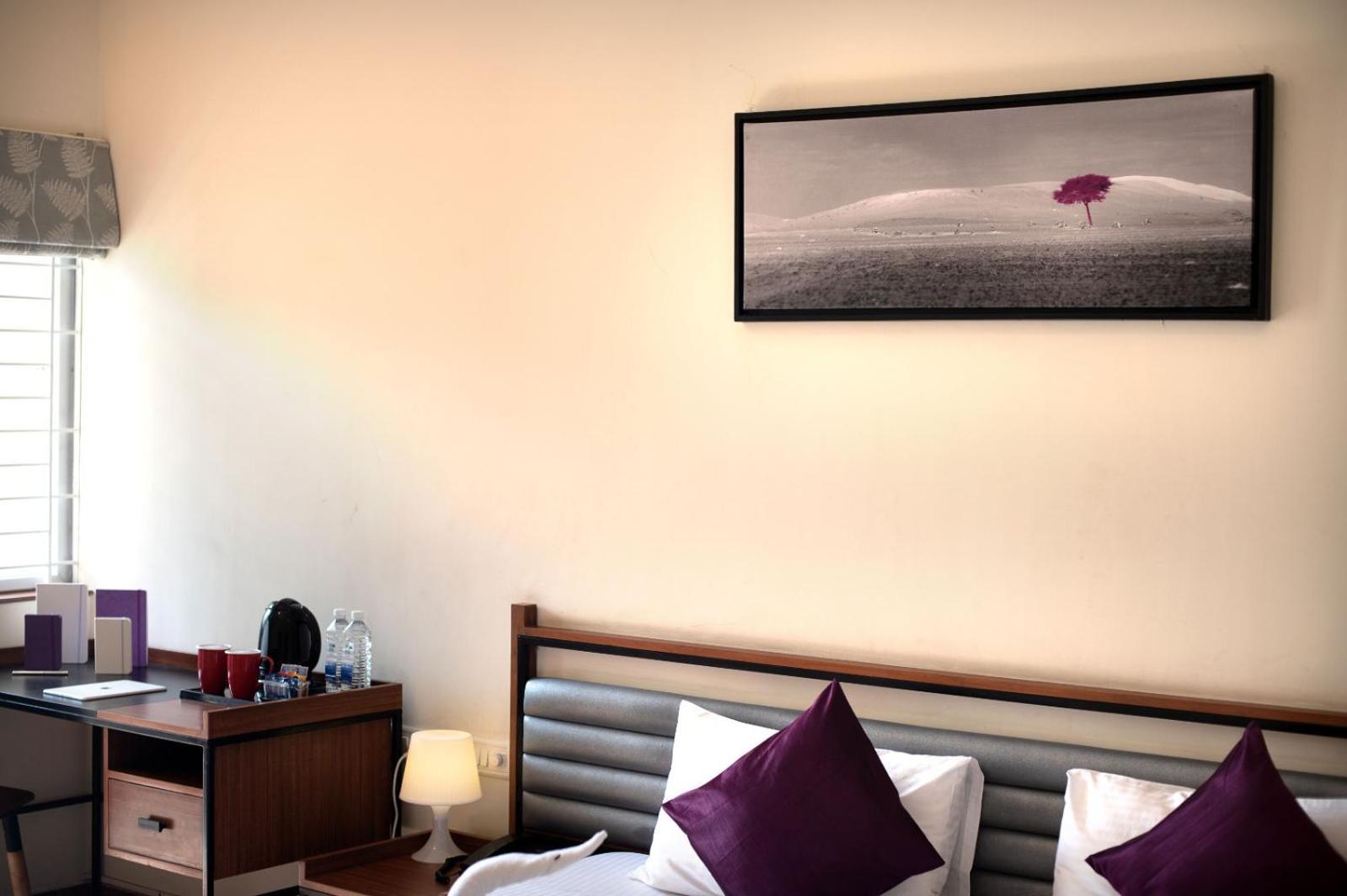 Purple Cloud Urban Hotel