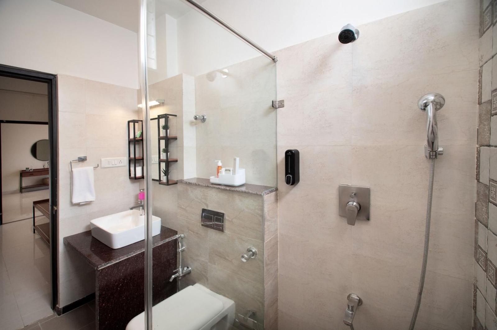 Hotel Purple Cloud Urban