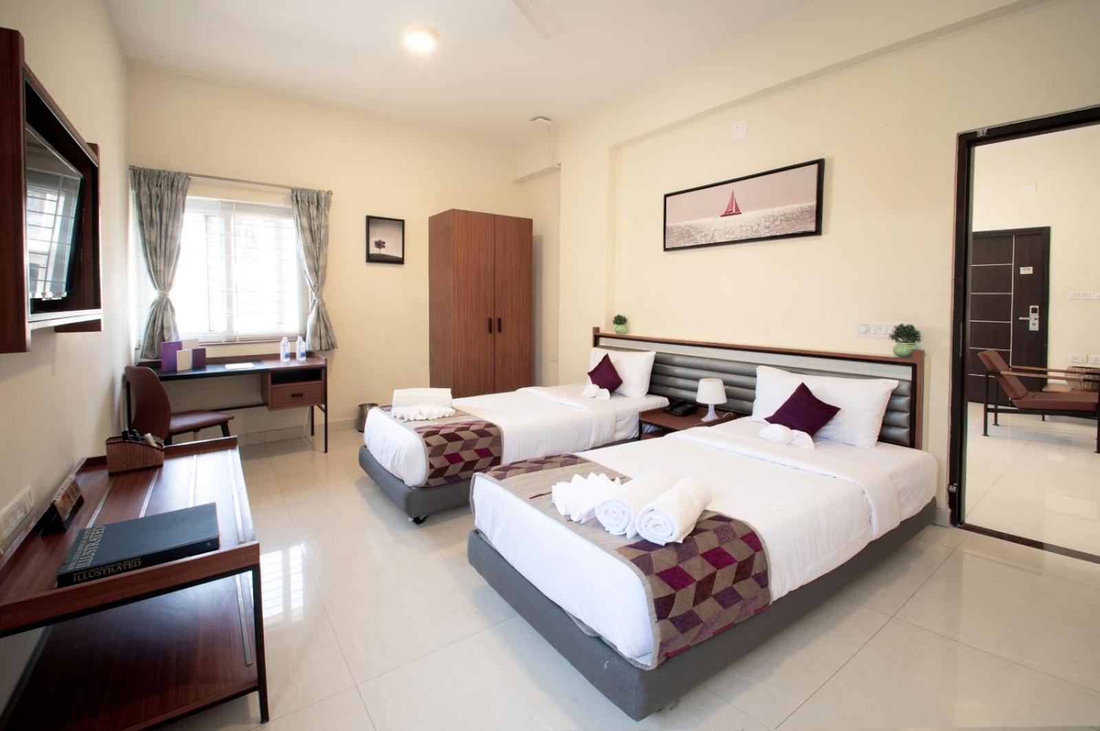 Hotel Purple Cloud Urban 2*