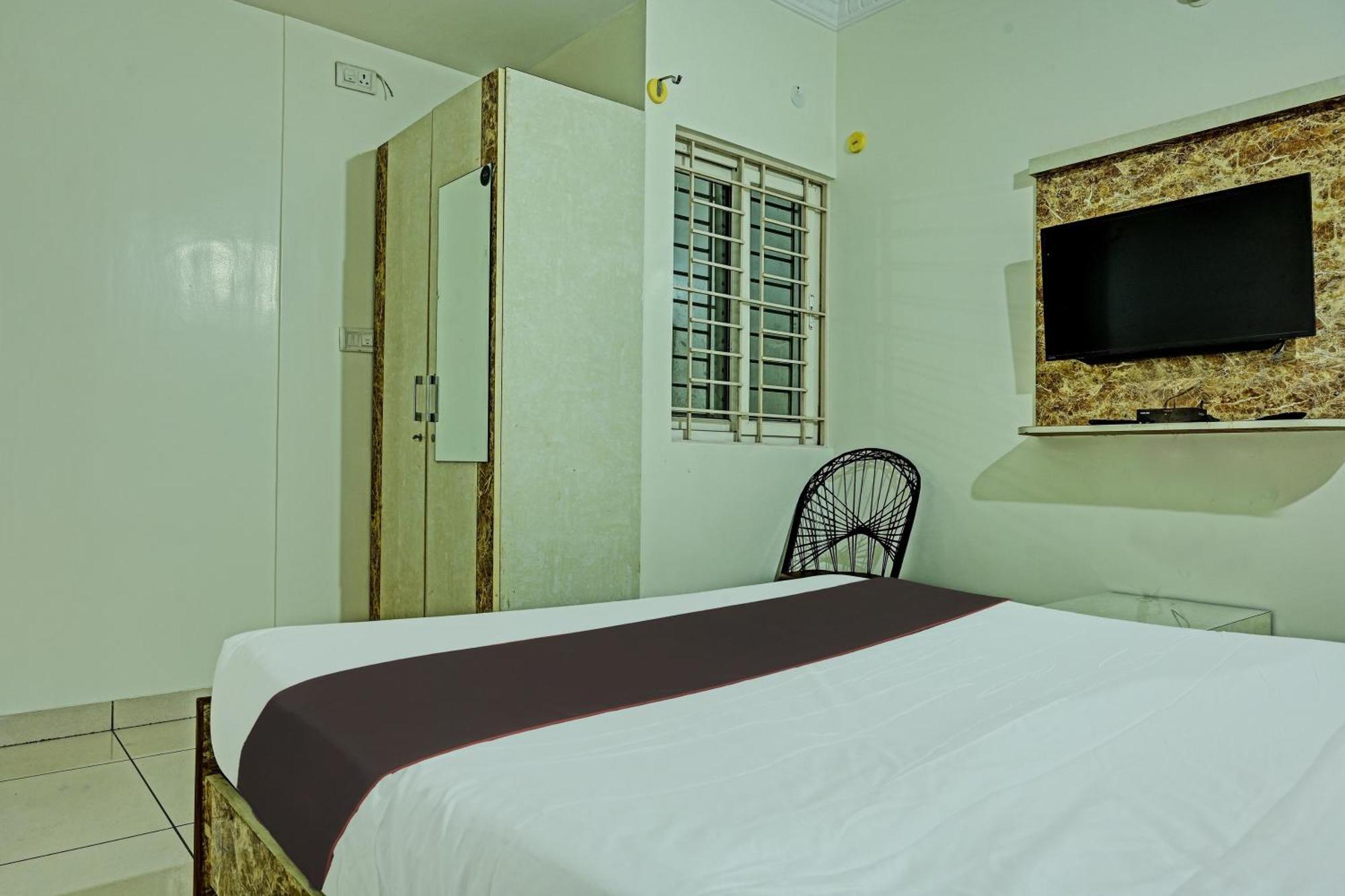 Hotel Collection O The Mass Residency By Dv Bangalore