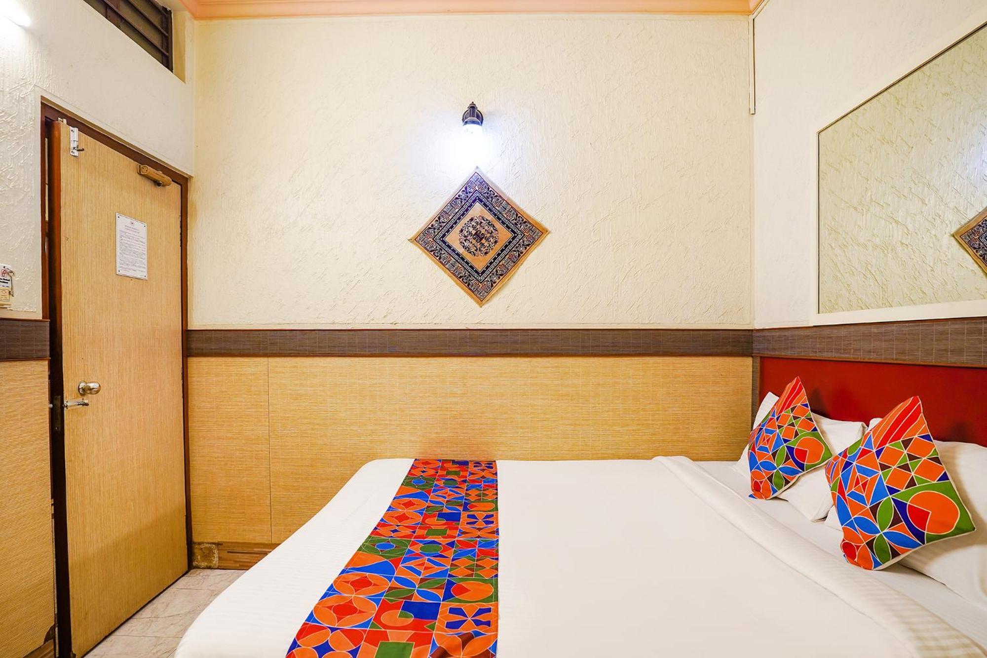 Hotel Lalbagh Gardenia
