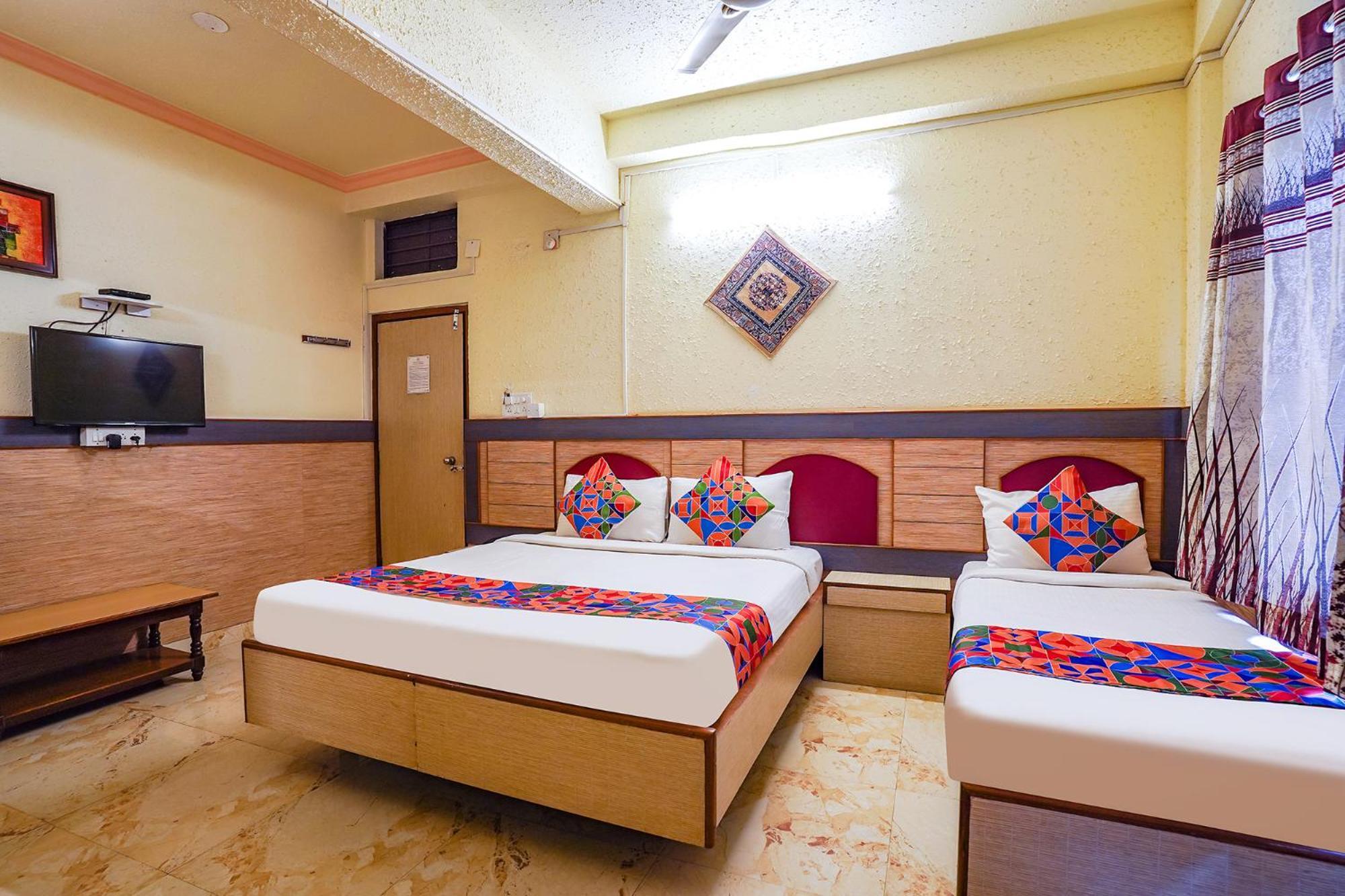 Hotel Lalbagh Gardenia 3*