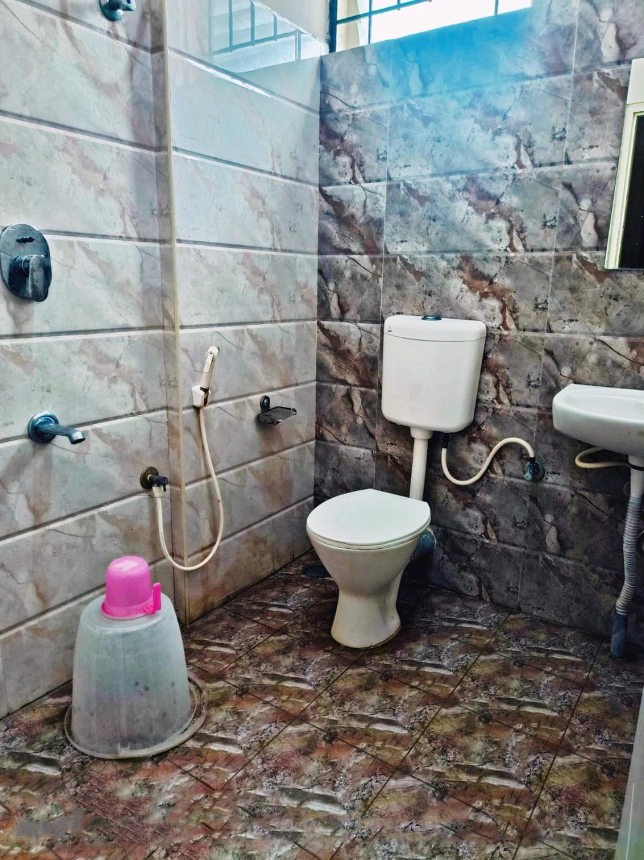 Jj Comfort Hotel