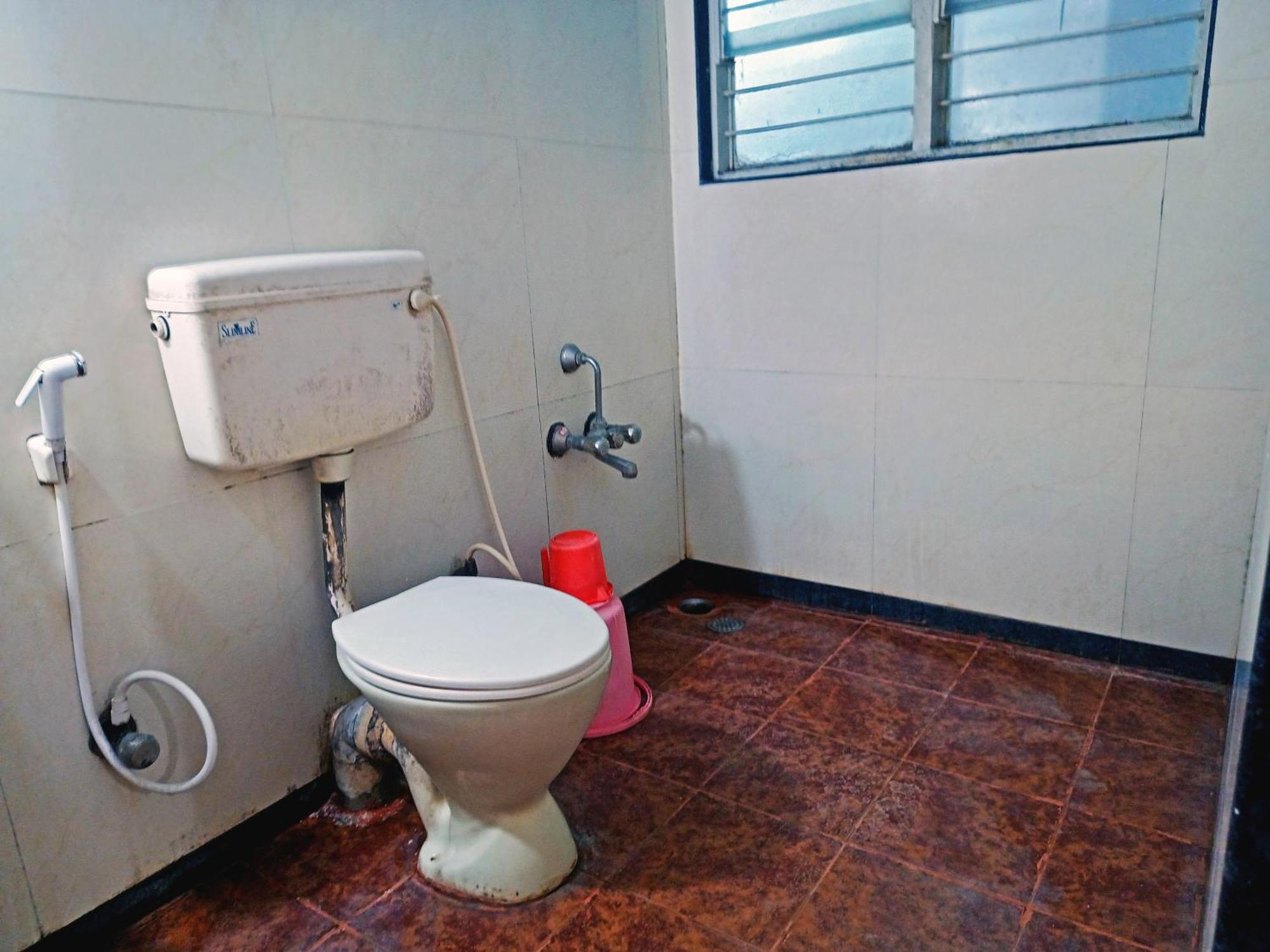 Hotel Kashyap Basaveshwara Nagar