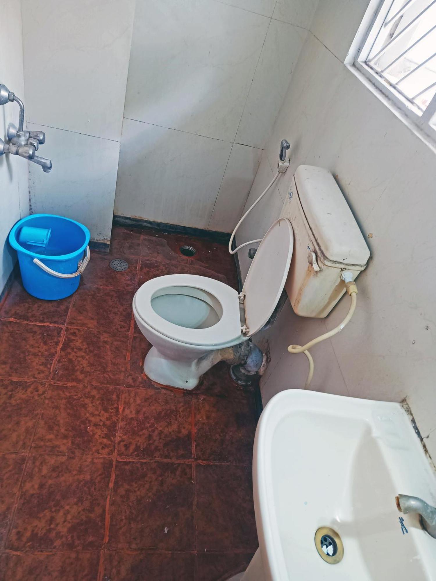 Kashyap Basaveshwara Nagar Hotel *