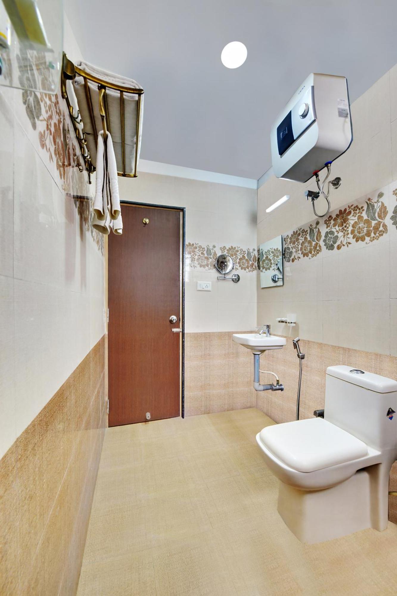 The Apple Tree Apart 3*