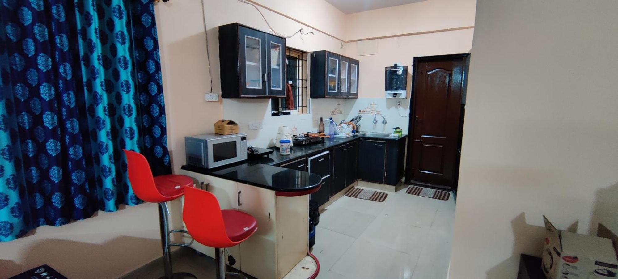 A Cozy 2 Bhk Flat Apartment Bangalore