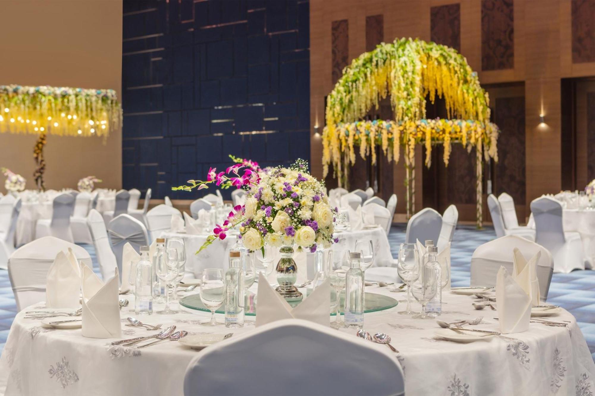 Sheraton Grand Whitefield & Convention Center Hotel 5*