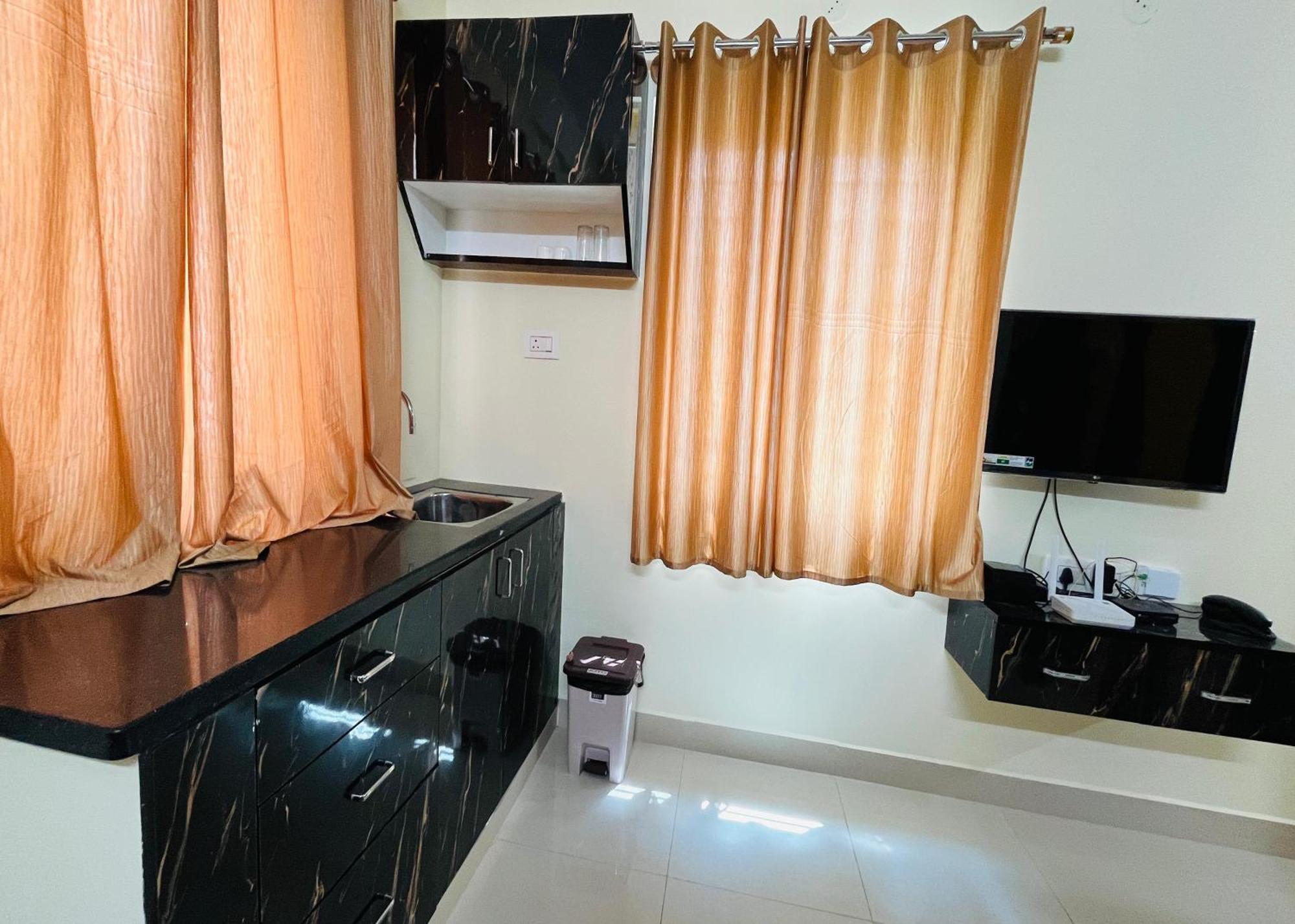 Hotel Marvel Comforts Near Fortis Hospital, Bannerghatta Road