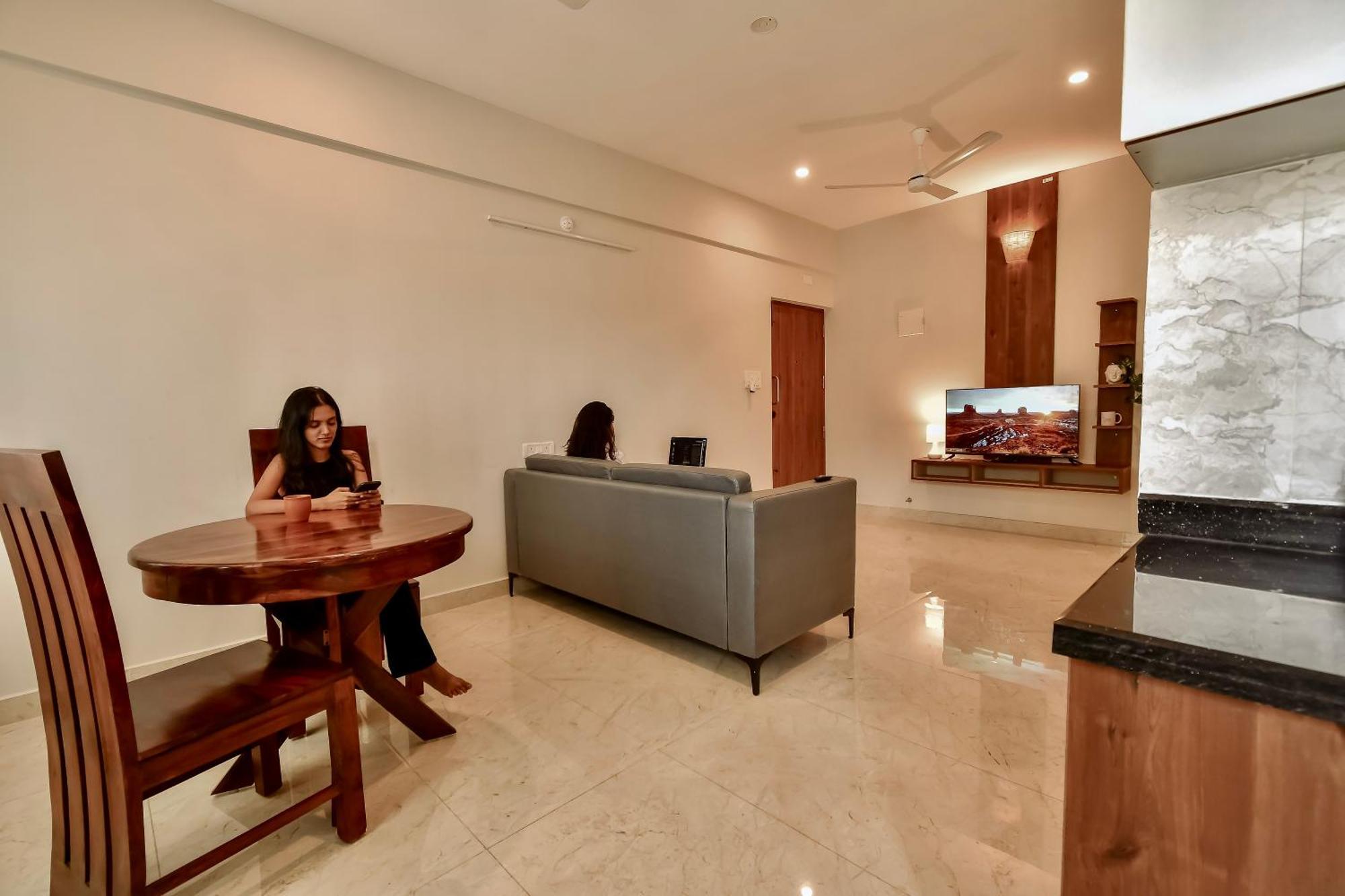 Ega Orchid, Luxury In Brookefield Aparthotel