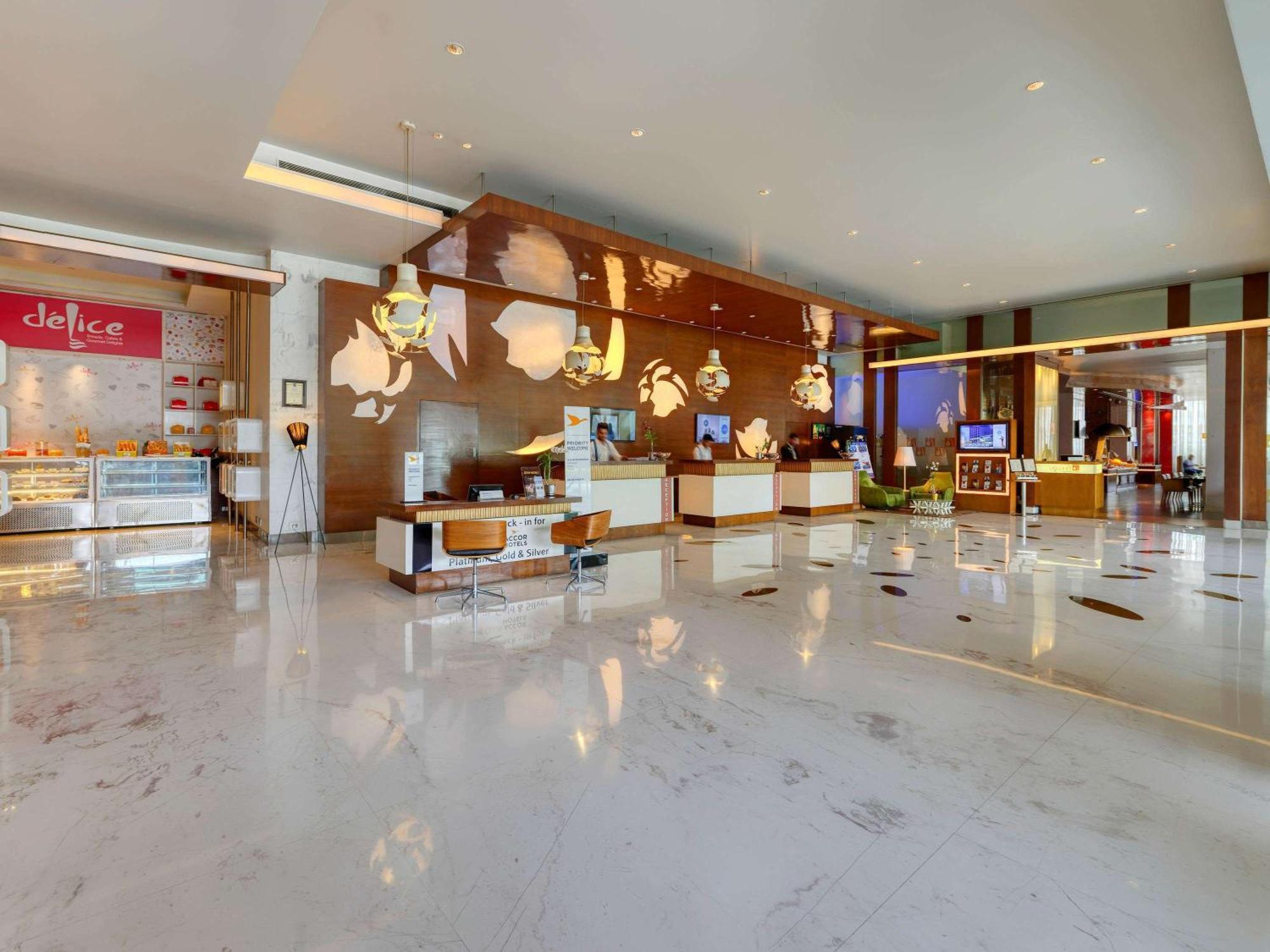 Novotel Outer Ring Road 5*
