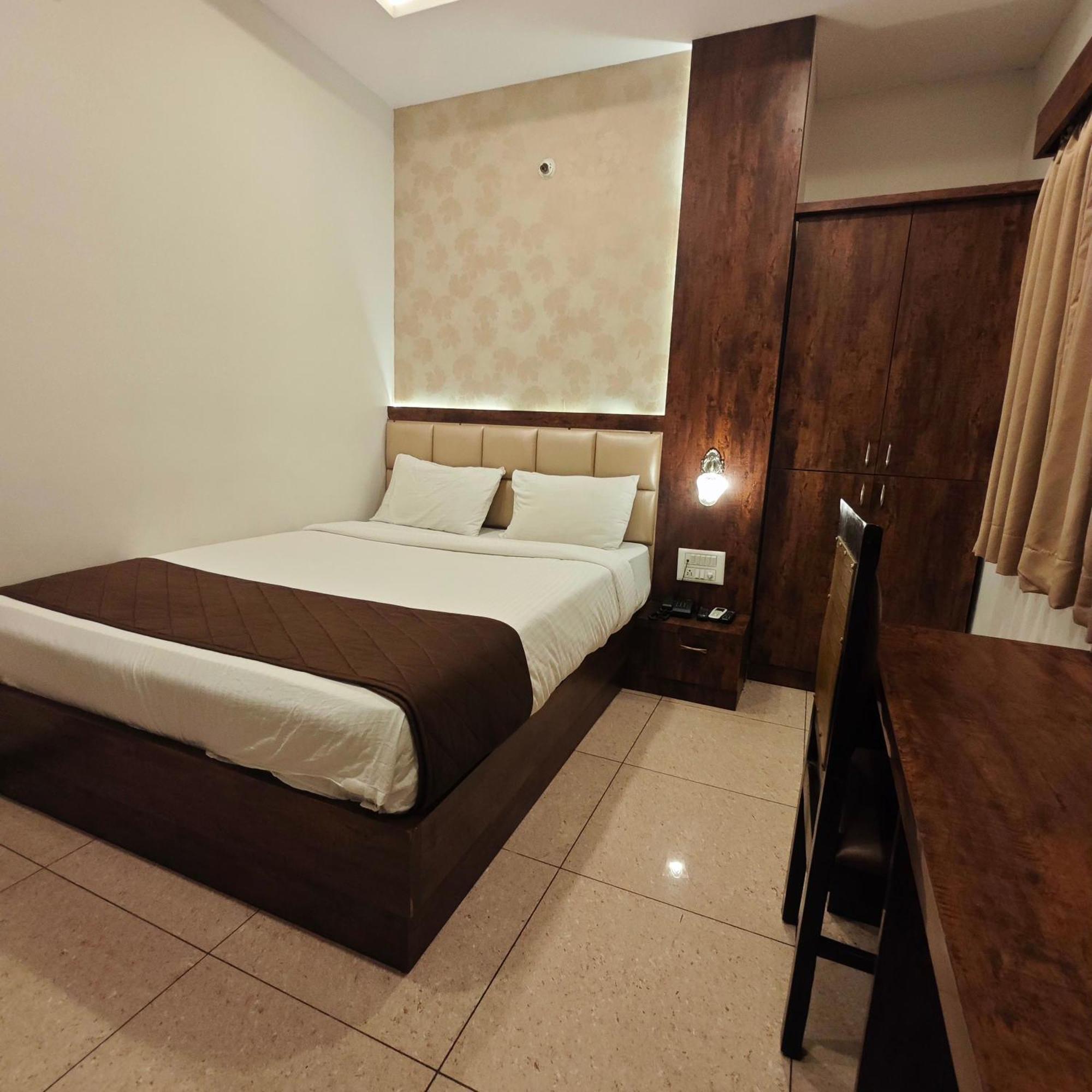Al Noor Palace 3*