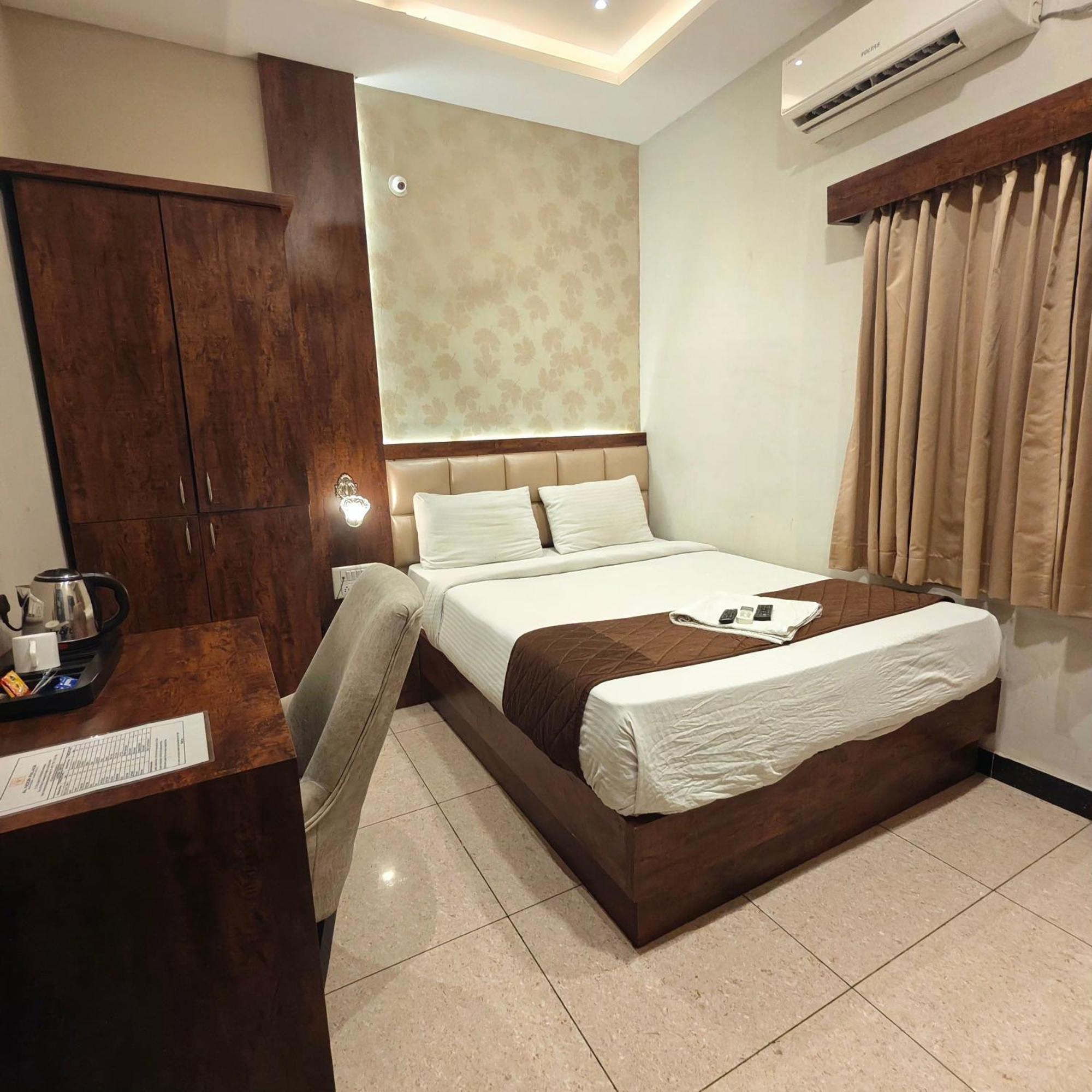 Al Noor Palace 3* Bangalore