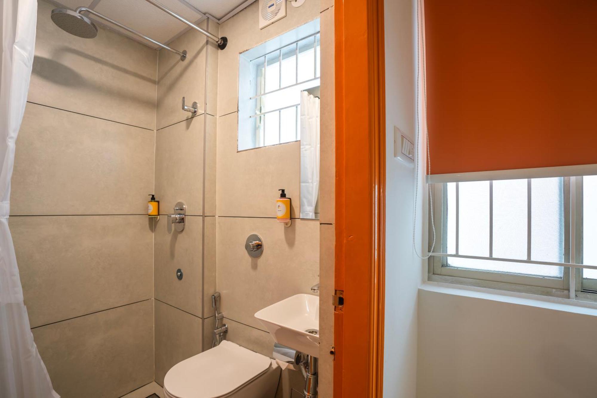 Gostops Hsr, Silk Board Hostel Bangalore