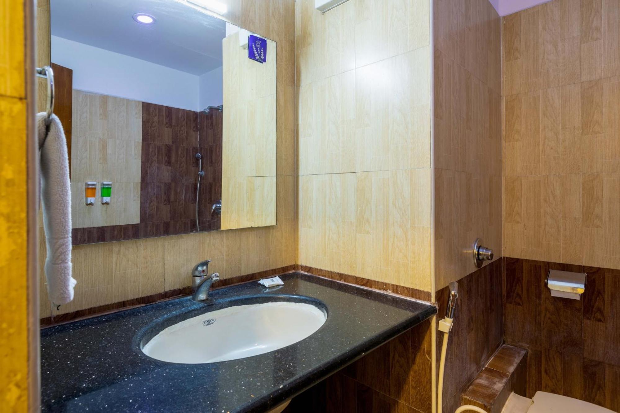 Blue Bliss By Pph Living Infantry Road Hotel do amor Bangalore