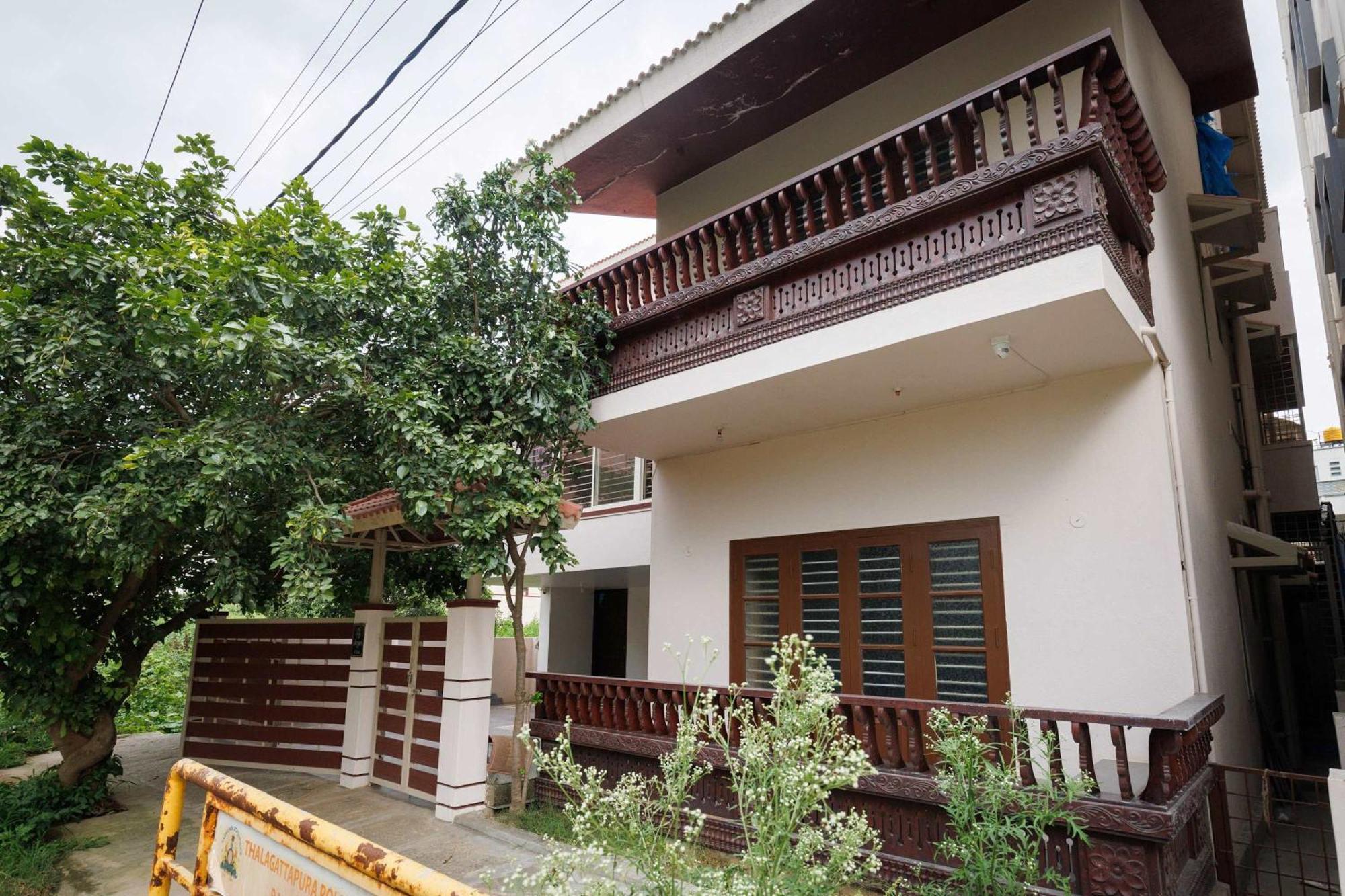 Varaahi Nr Art Of Living Kanakpura Road Villa *