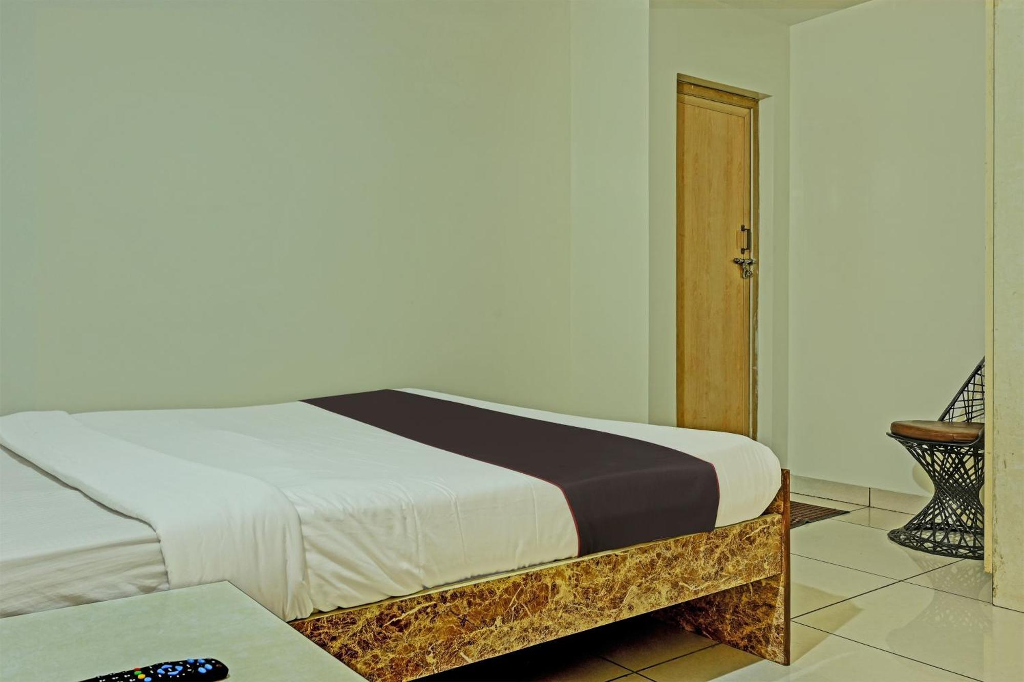 Collection O The Mass Residency By Dv 4* Bangalore