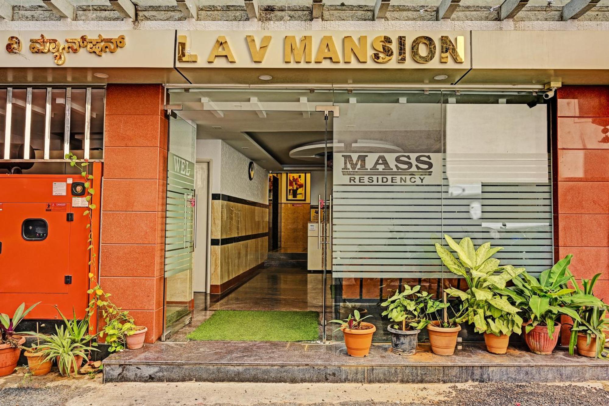 Hotel Collection O The Mass Residency By Dv