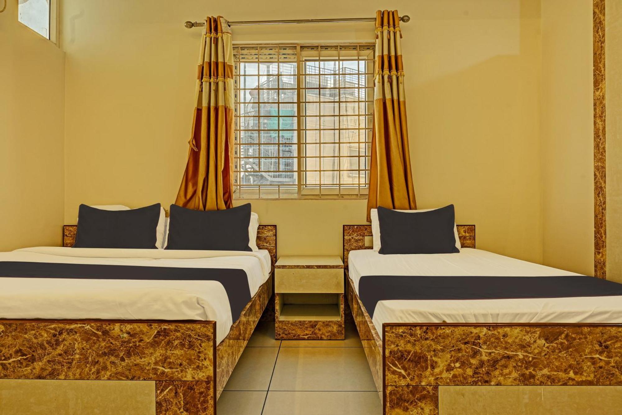 Hotel Collection O The Mass Residency By Dv 4*