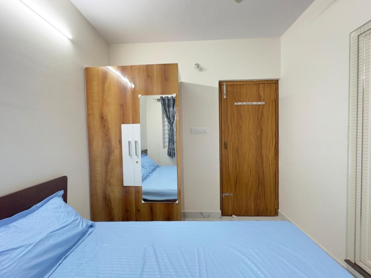 1bhk Near Sarjapur With Lift 502 * Bangalore