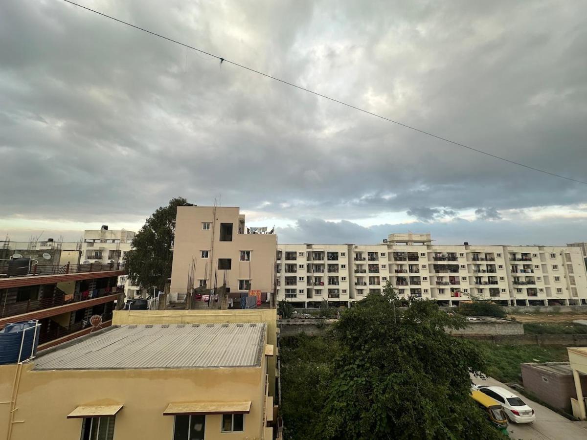 1bhk Near Sarjapur With Lift 401 Apartment *