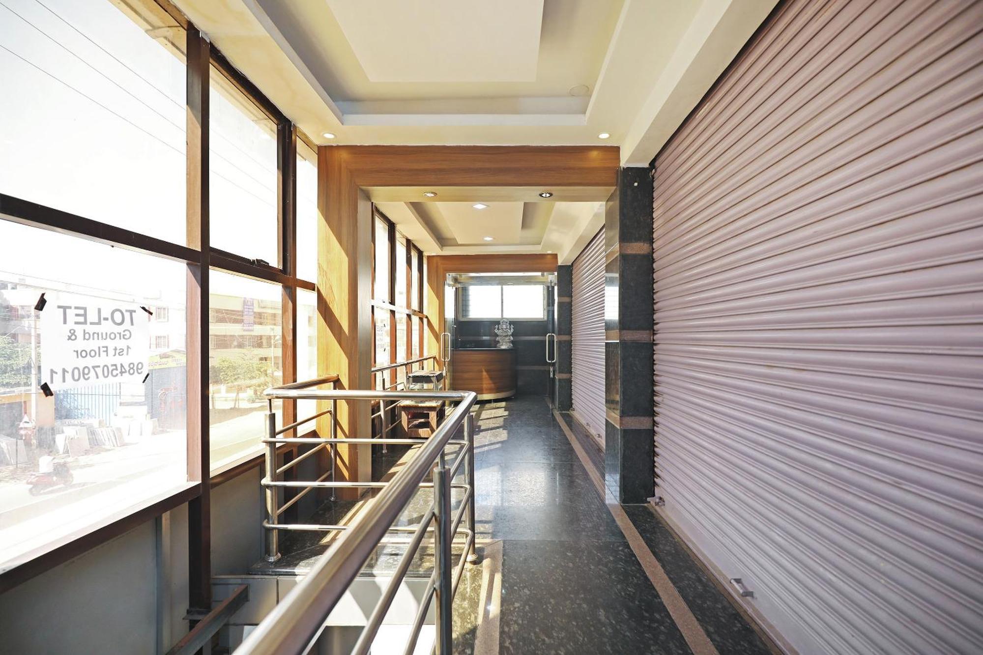 Hotel O Utsav Palace