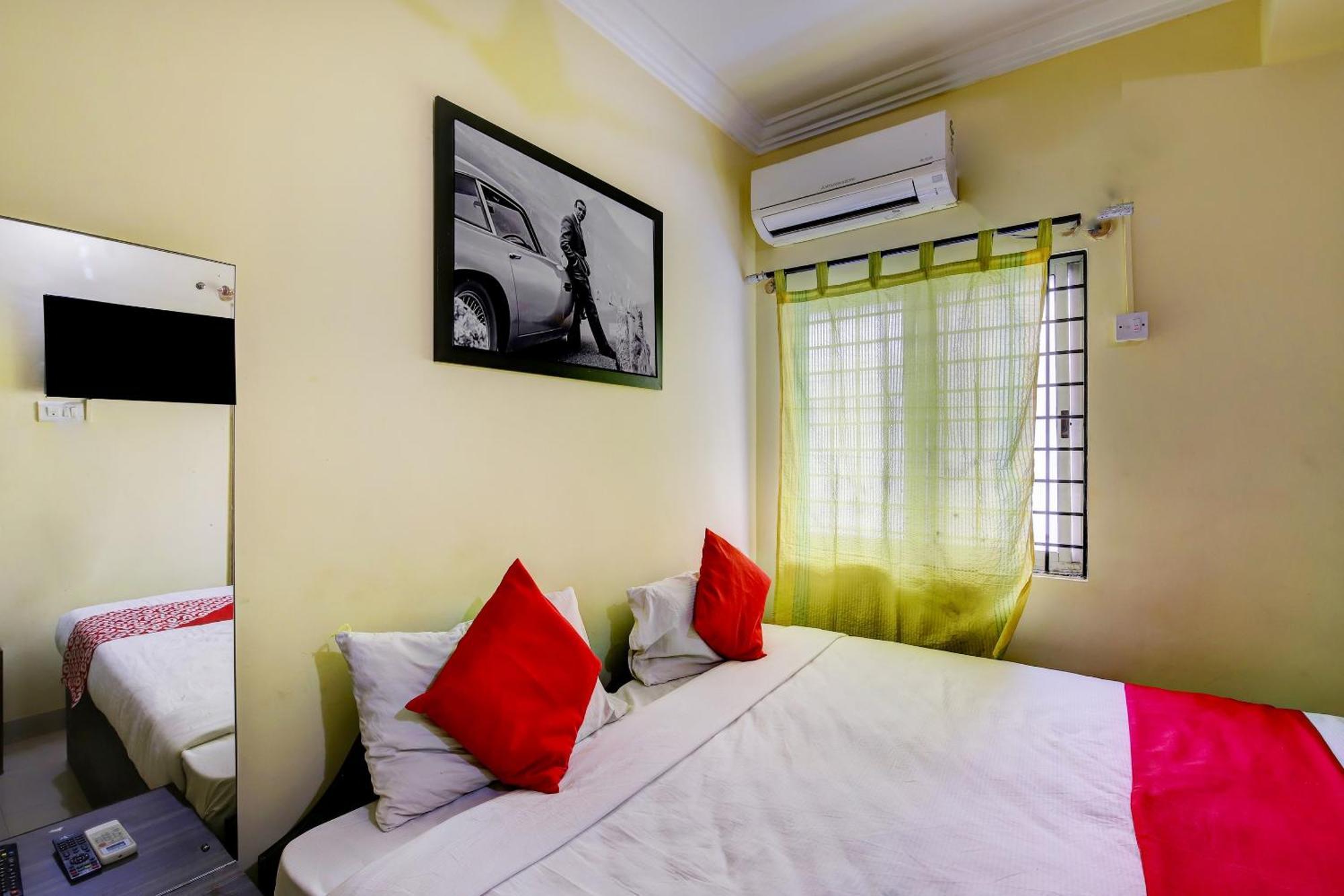 Hotel O Utsav Palace