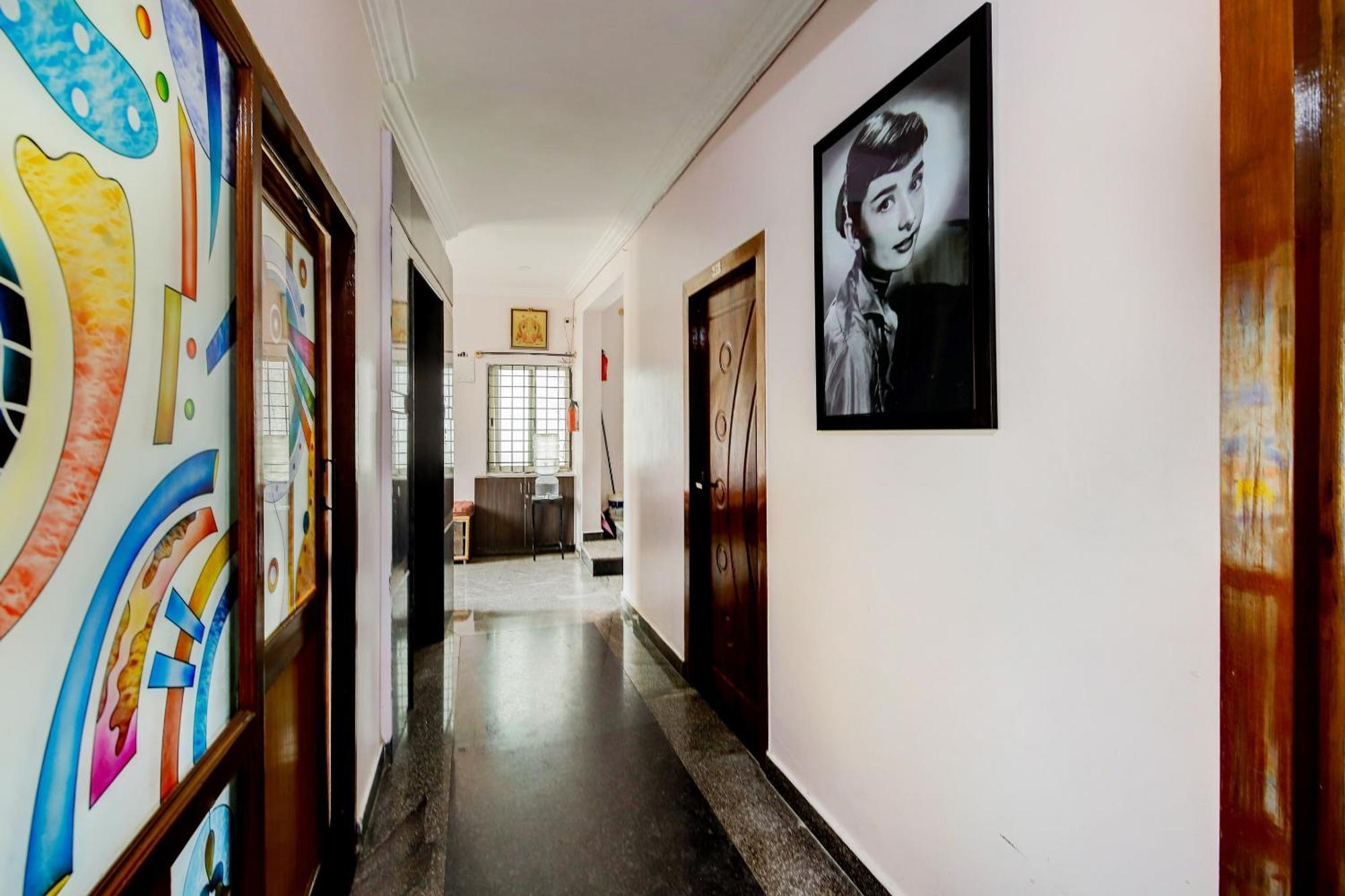 Hotel O Utsav Palace