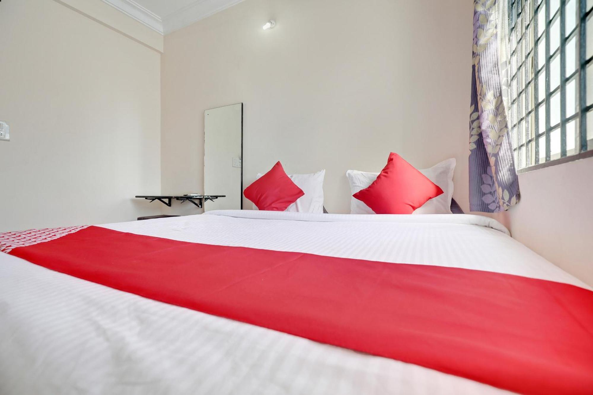 Hotel O Utsav Palace Bangalore