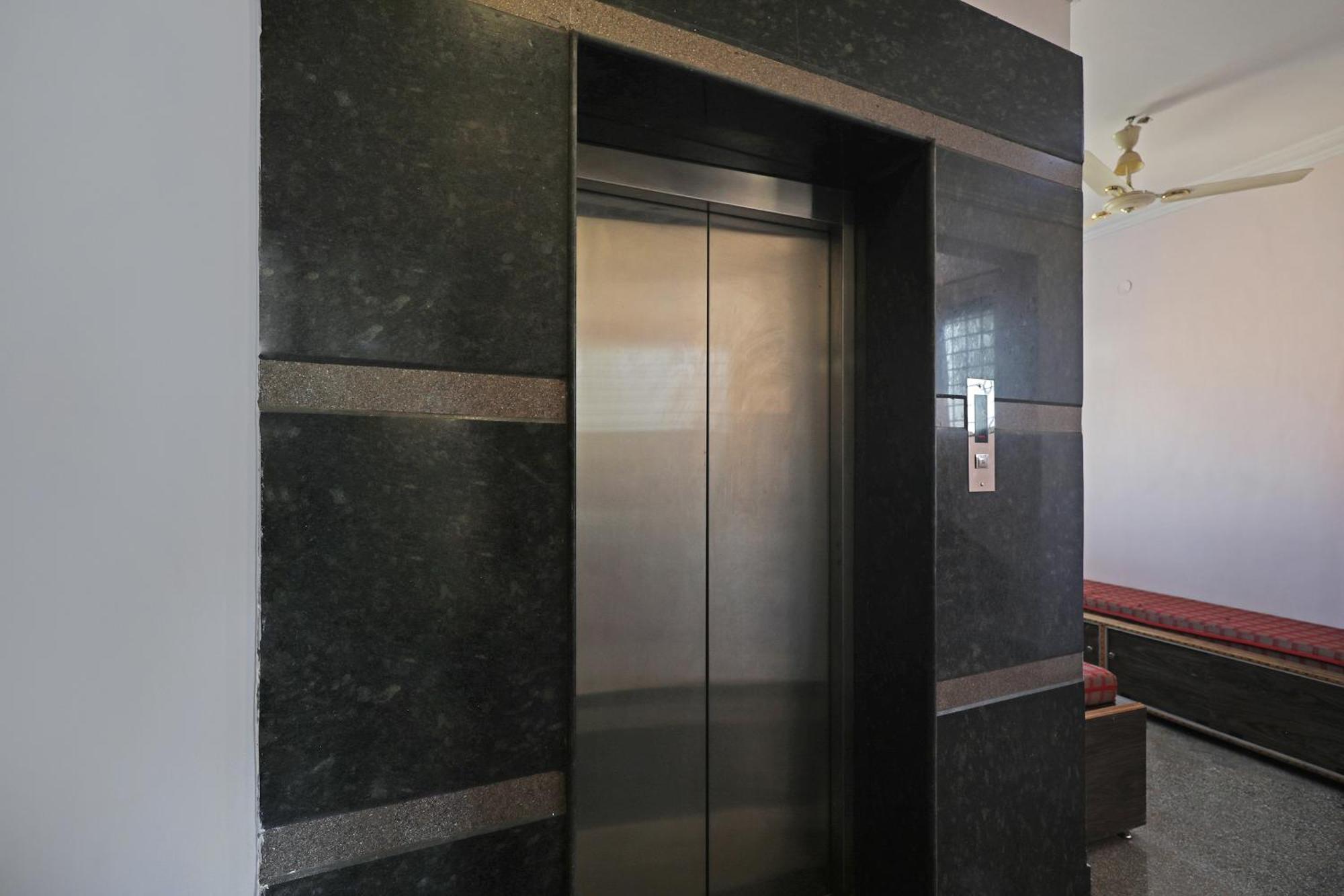 O Utsav Palace Hotel