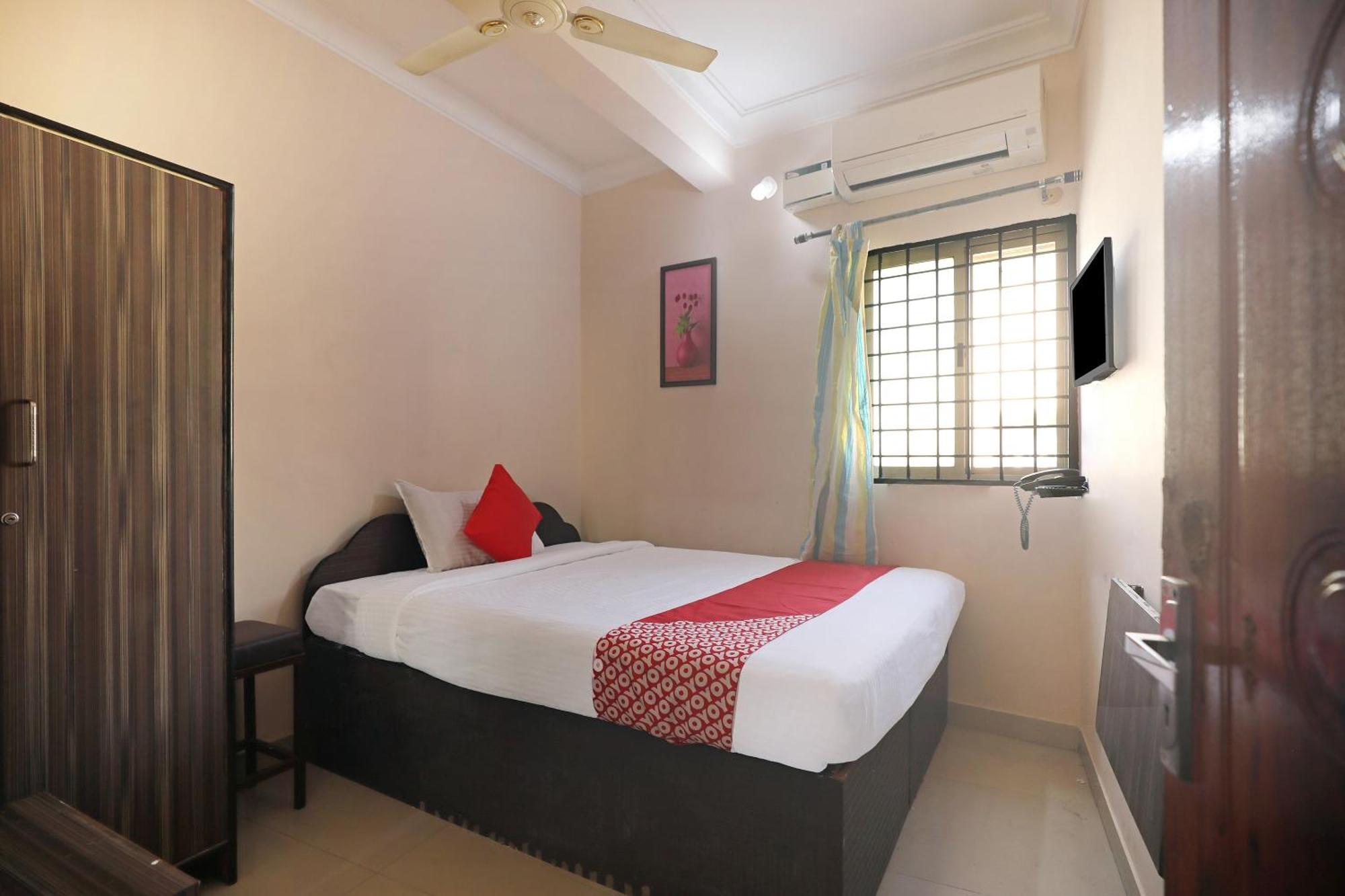 Hotel O Utsav Palace 4*