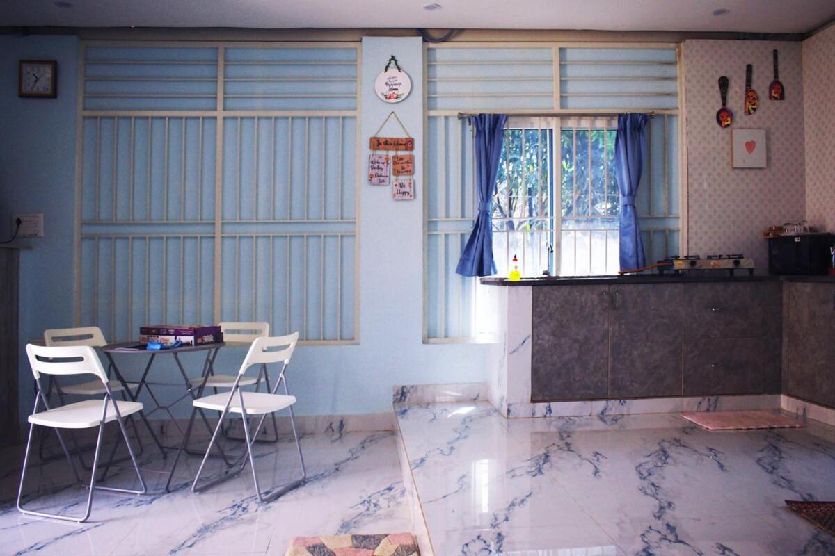 Holiday home Spacious With Private Garden & Gazebo *