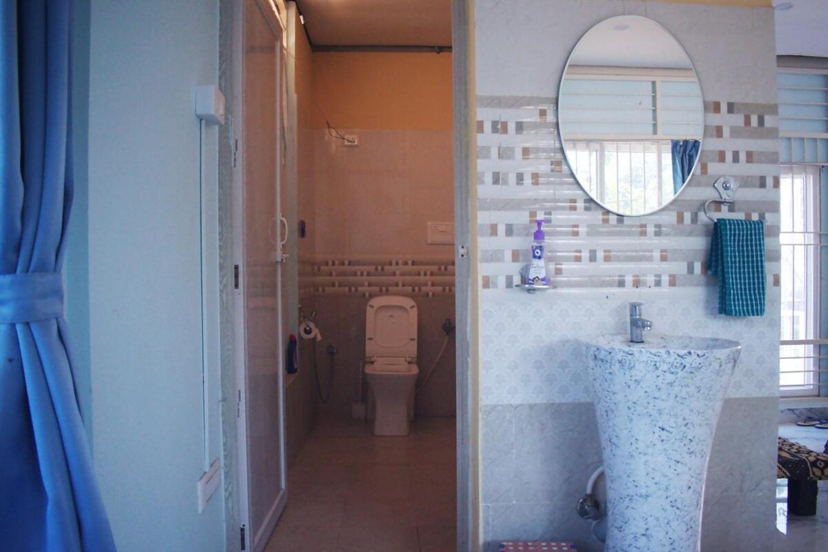 Holiday home Spacious With Private Garden & Gazebo
