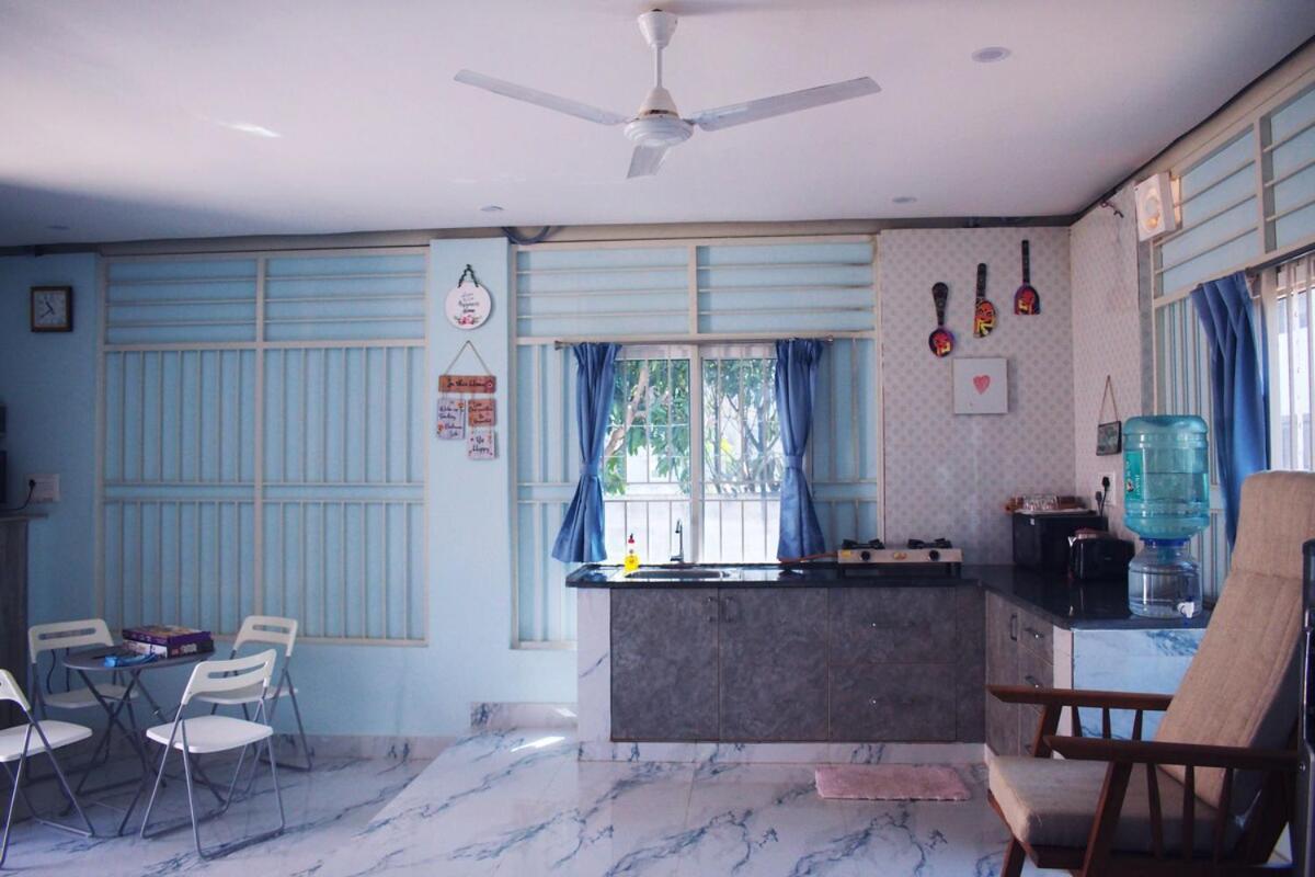 Spacious With Private Garden & Gazebo * Bangalore